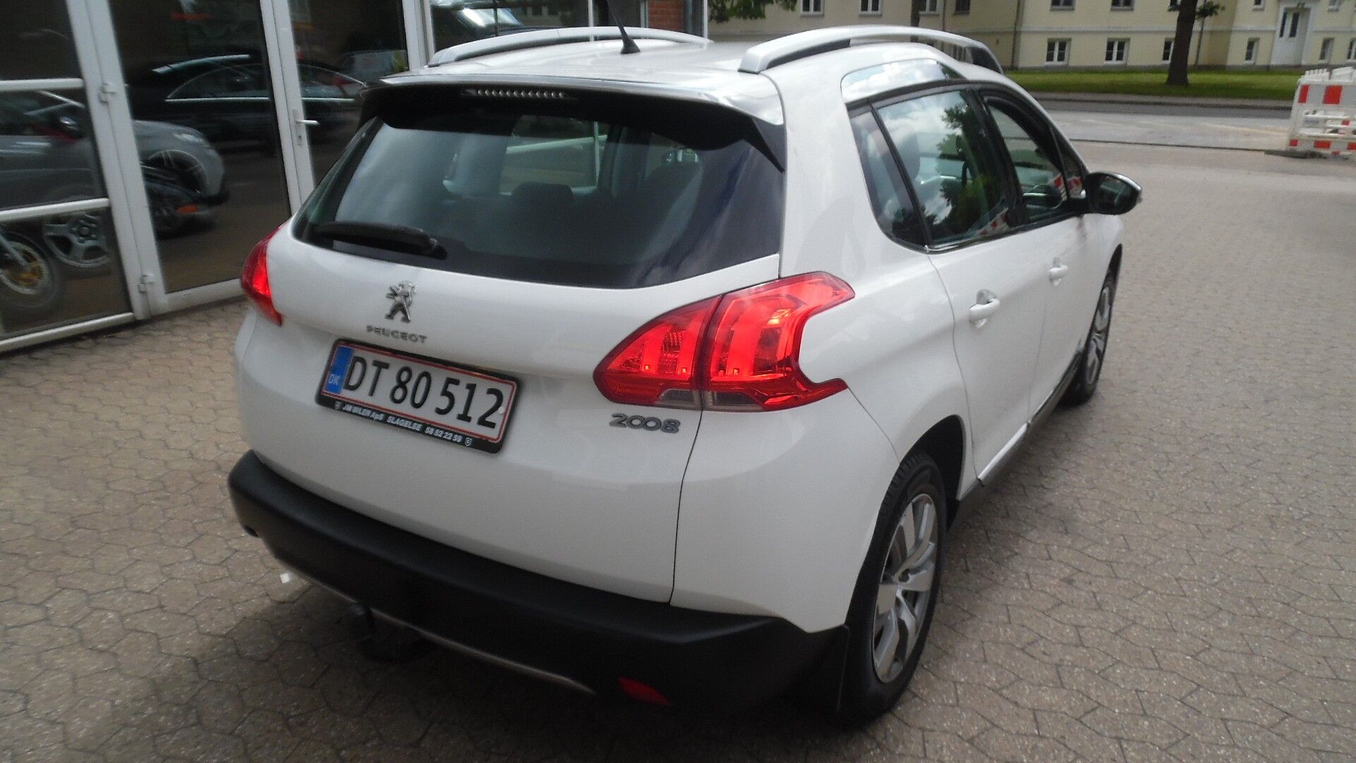 Billede af Peugeot 2008 1,2 VTi Allure 82HK