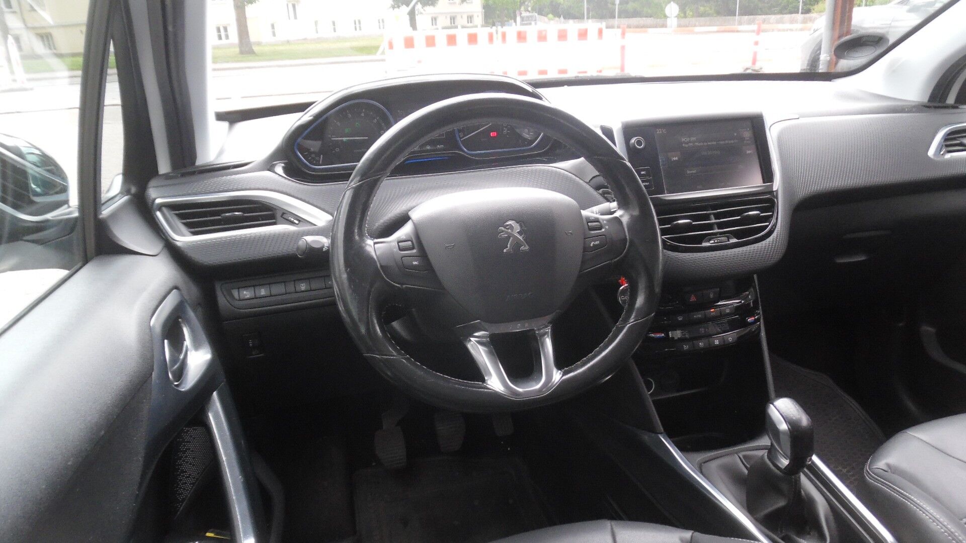 Billede af Peugeot 2008 1,2 VTi Allure 82HK