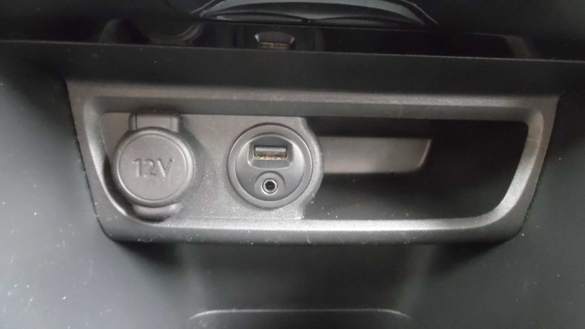 Billede af Peugeot 2008 1,2 VTi Allure 82HK