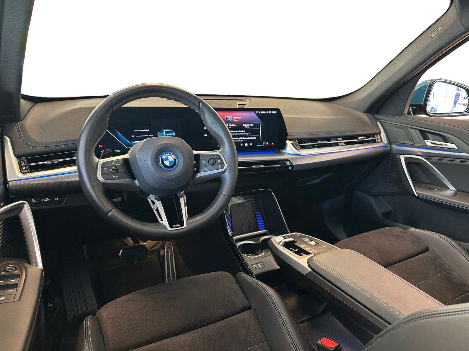 Billede af BMW iX1 xDrive30 EL M-Sport 4x4 313HK 5d Aut.