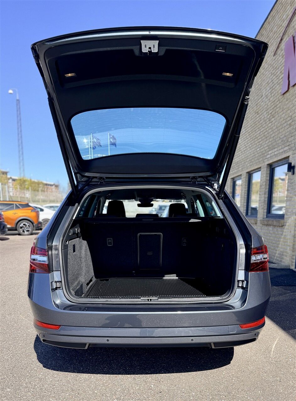 Billede af Skoda Superb Combi 1,5 TSI ACT Style DSG 150HK Stc 7g Aut.