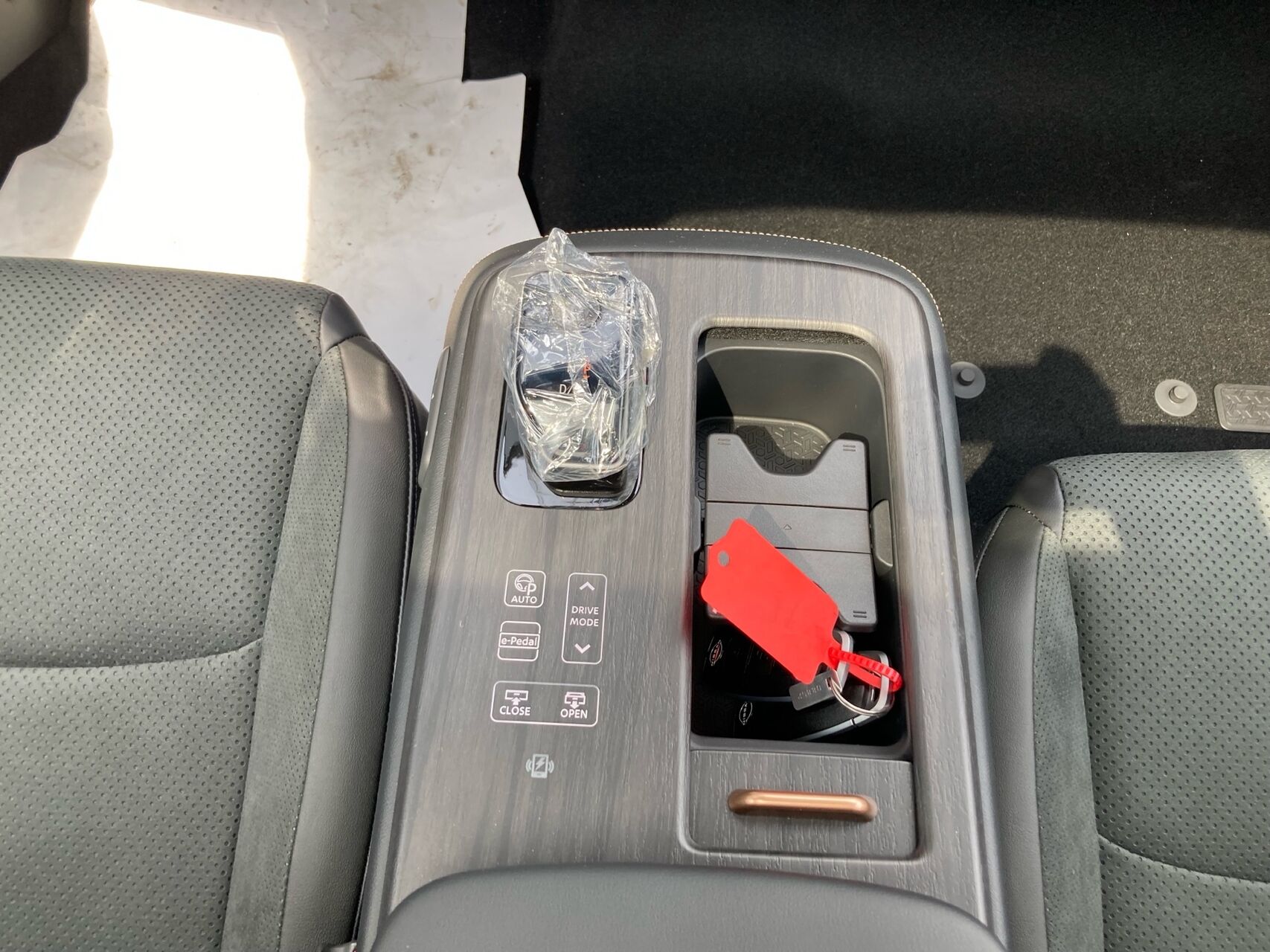 Billede af Nissan Ariya EL Evolve e-4orce 301HK 5d Aut.