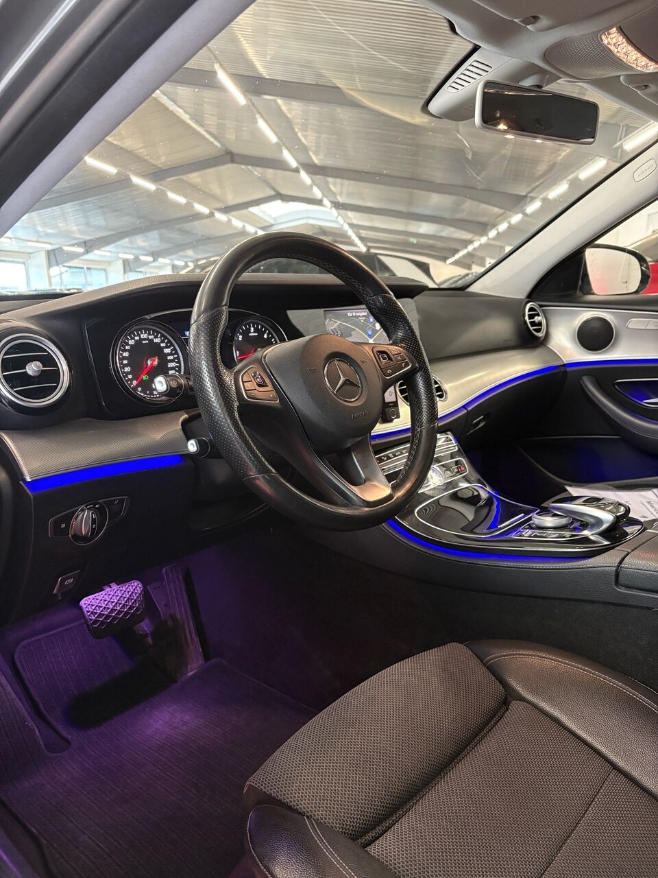 Billede af Mercedes-Benz E220 d T 2,0 D Avantgarde 9G-Tronic 194HK Stc Aut.