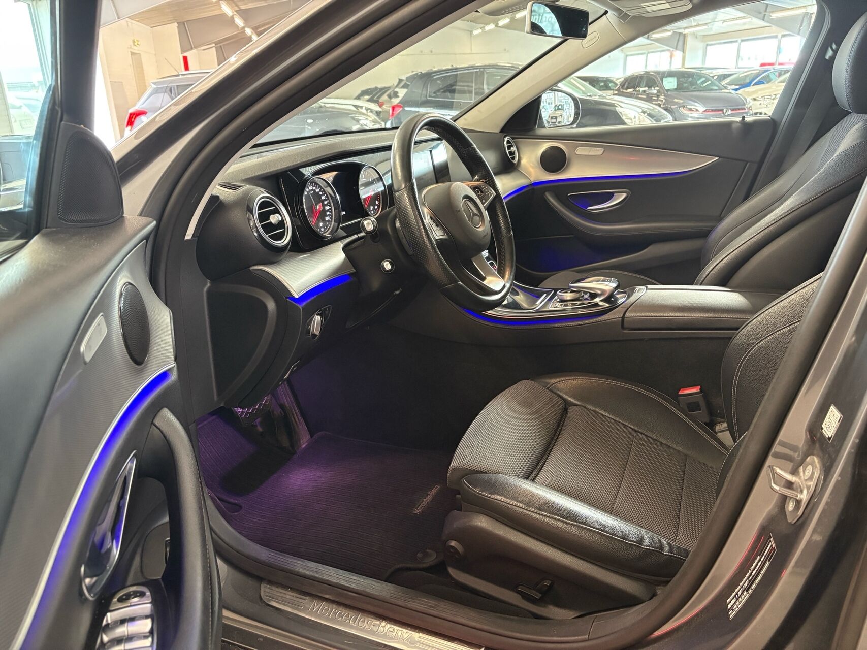 Billede af Mercedes-Benz E220 d T 2,0 D Avantgarde 9G-Tronic 194HK Stc Aut.