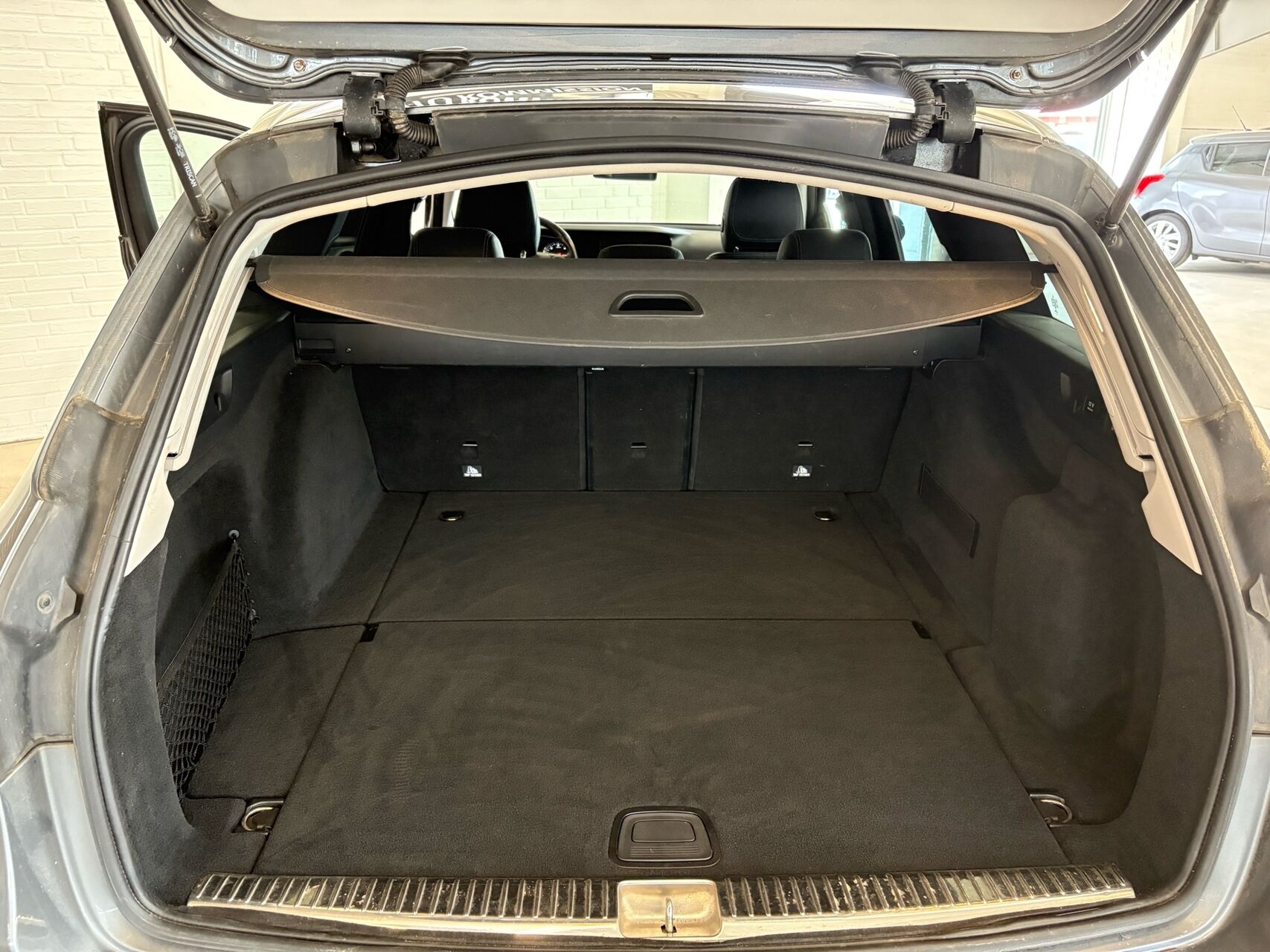 Billede af Mercedes-Benz E220 d T 2,0 D Avantgarde 9G-Tronic 194HK Stc Aut.