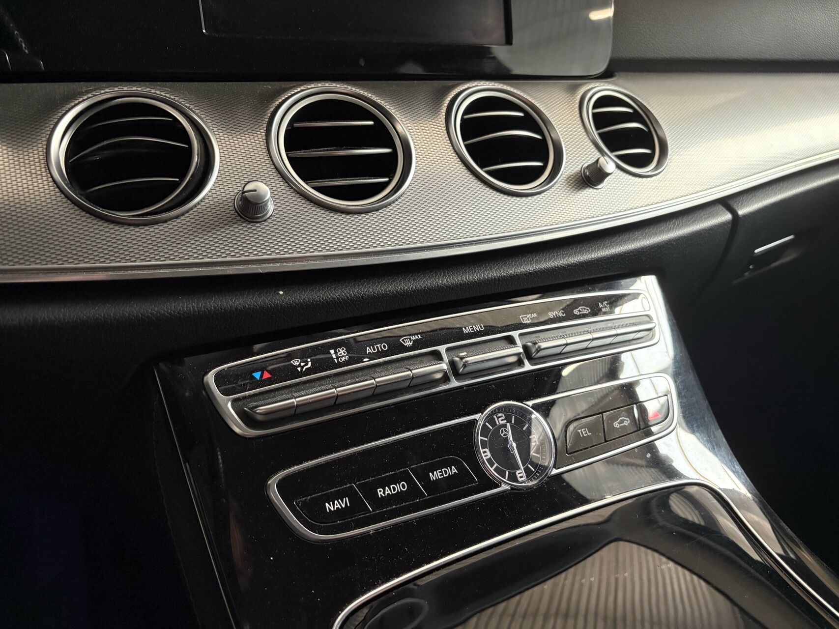 Billede af Mercedes-Benz E220 d T 2,0 D Avantgarde 9G-Tronic 194HK Stc Aut.