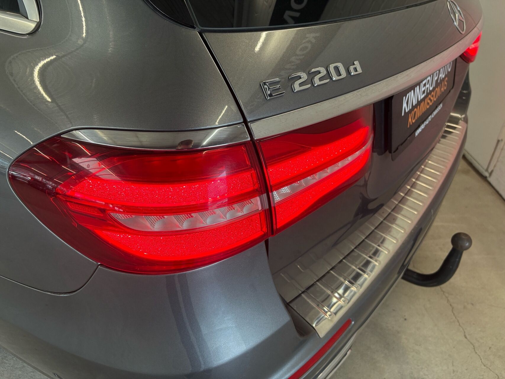 Billede af Mercedes-Benz E220 d T 2,0 D Avantgarde 9G-Tronic 194HK Stc Aut.