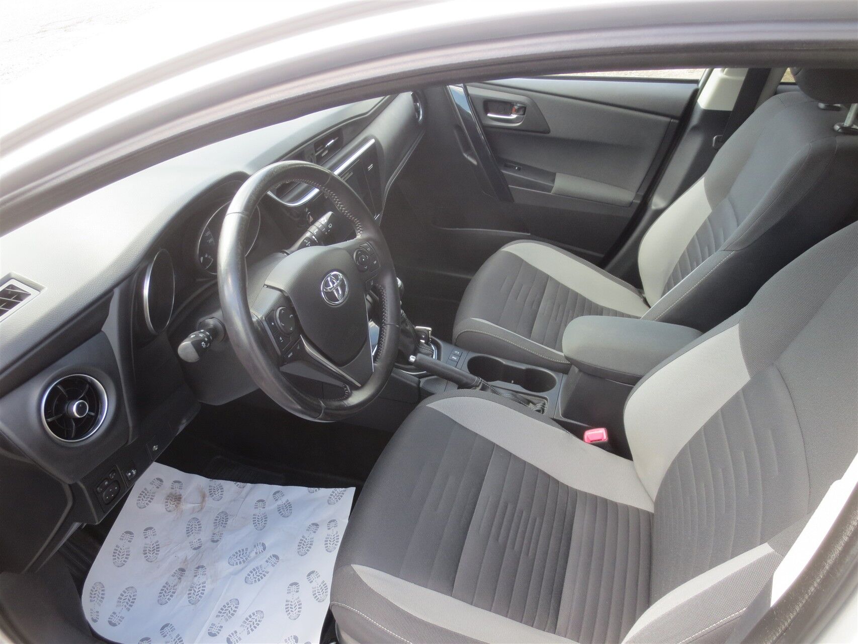 Billede af Toyota Auris Touring Sports 1,2 T T2 Comfort Safety Sense 116HK Stc 6g