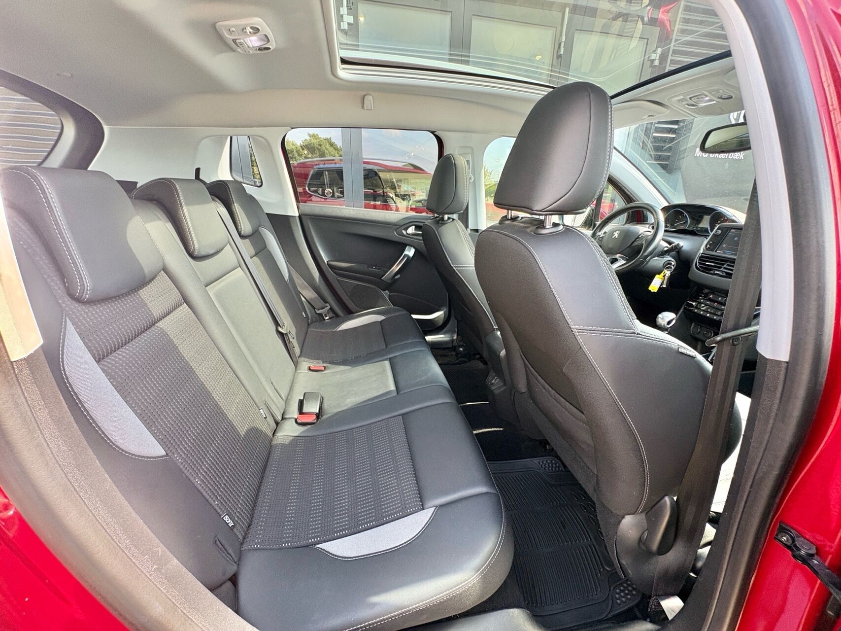 Billede af Peugeot 2008 1,2 PureTech Prestige 130HK 5d 6g