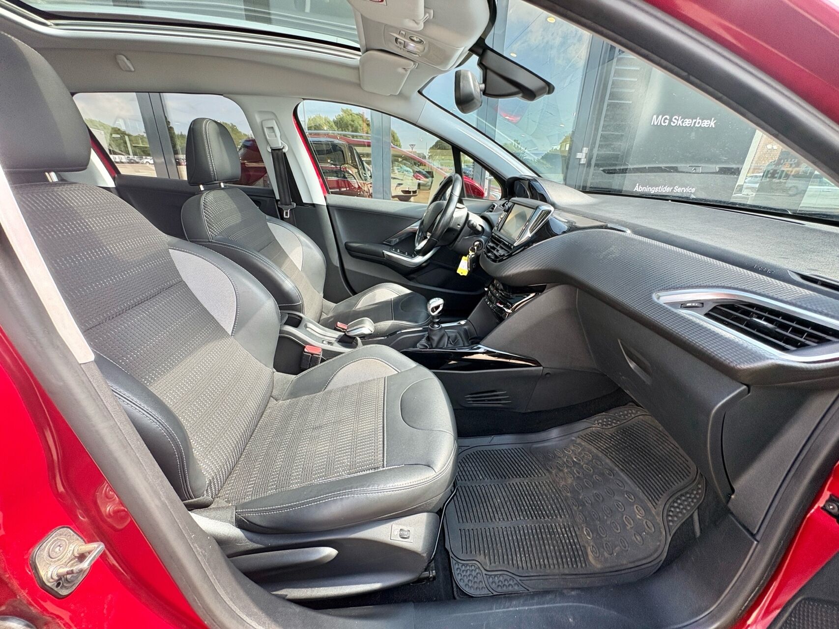 Billede af Peugeot 2008 1,2 PureTech Prestige 130HK 5d 6g