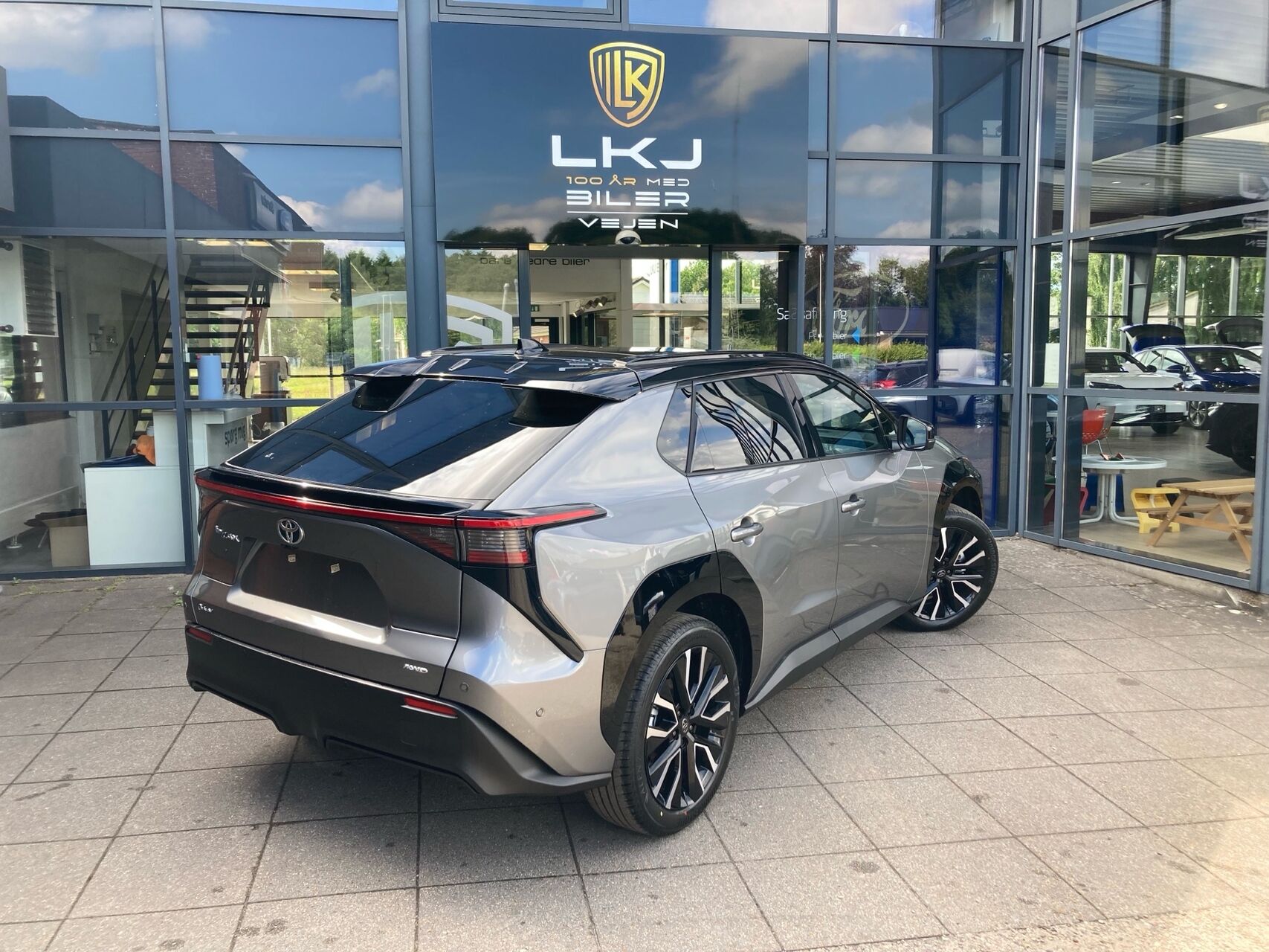 Billede af Toyota bZ4X EL Executive Panorama Bitone AWD 343HK 5d Aut.