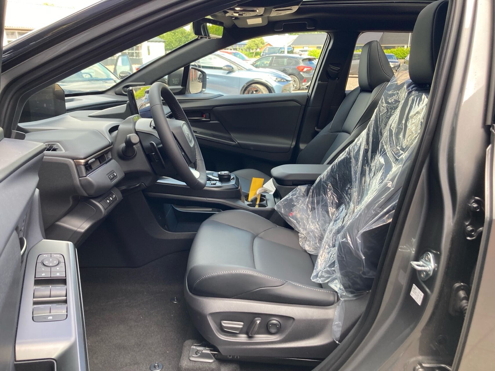 Billede af Toyota bZ4X EL Executive Panorama Bitone AWD 343HK 5d Aut.