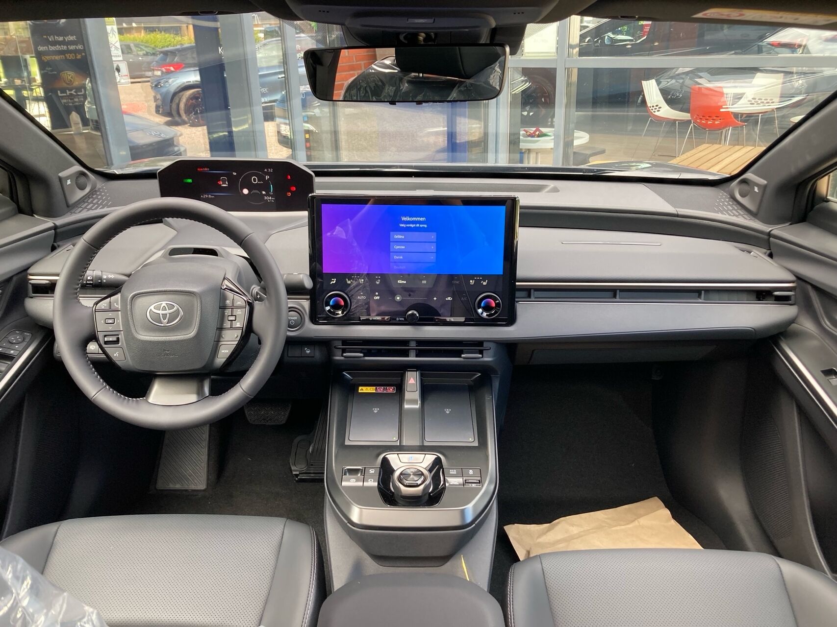 Billede af Toyota bZ4X EL Executive Panorama Bitone AWD 343HK 5d Aut.