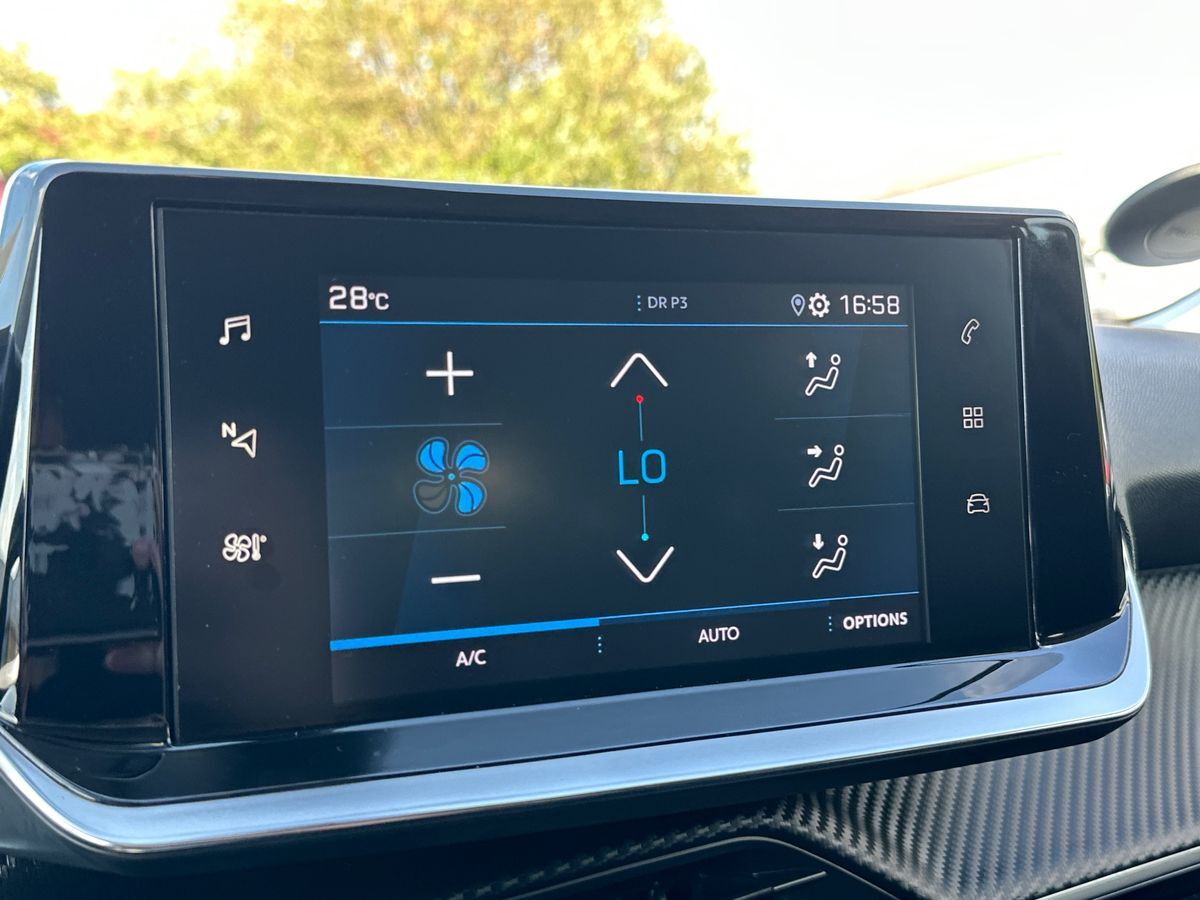 Billede af Peugeot 2008 1,2 PureTech Edition 210+ 130HK 5d