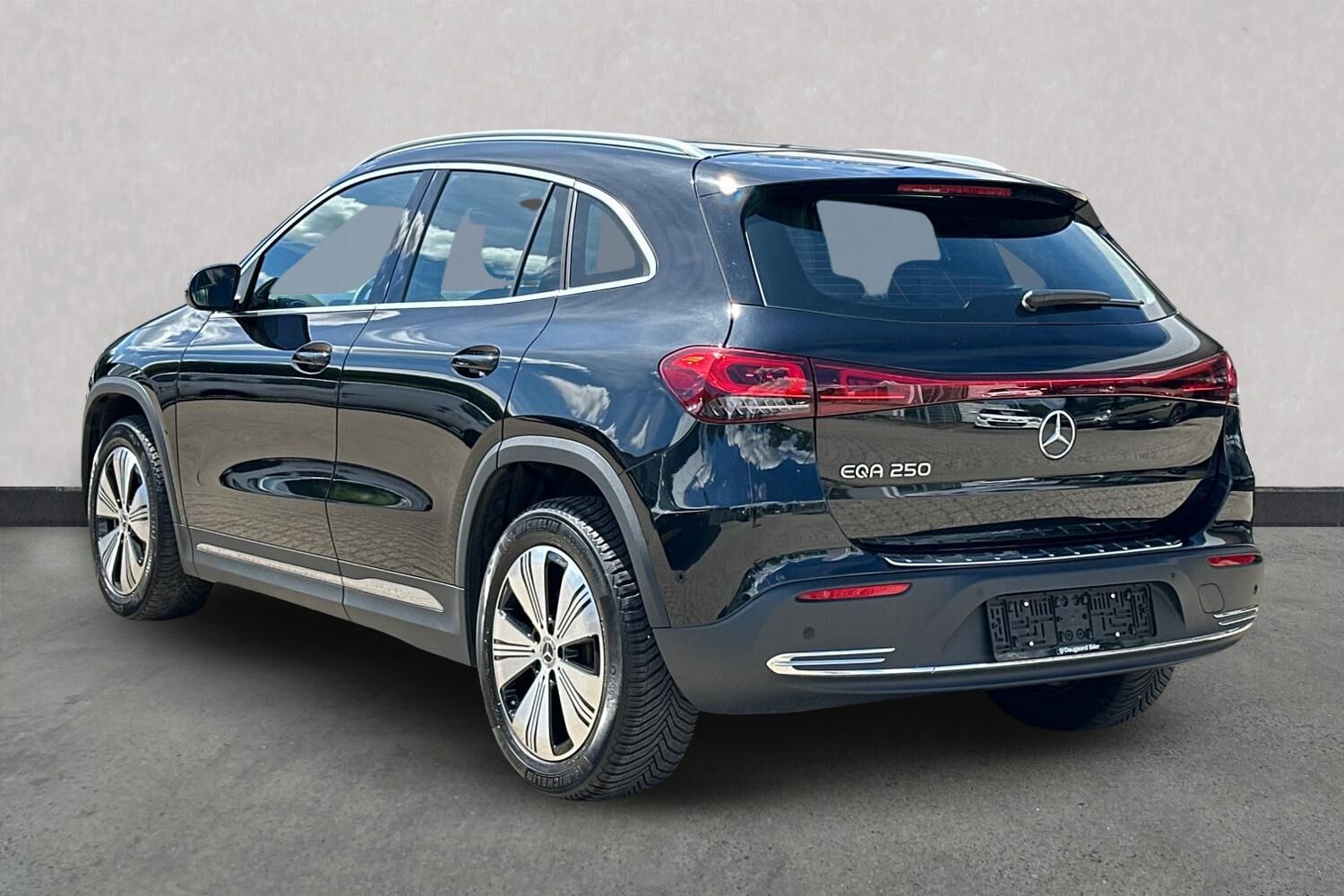 Billede af Mercedes-Benz EQA 250 EL 190HK 5d Aut.