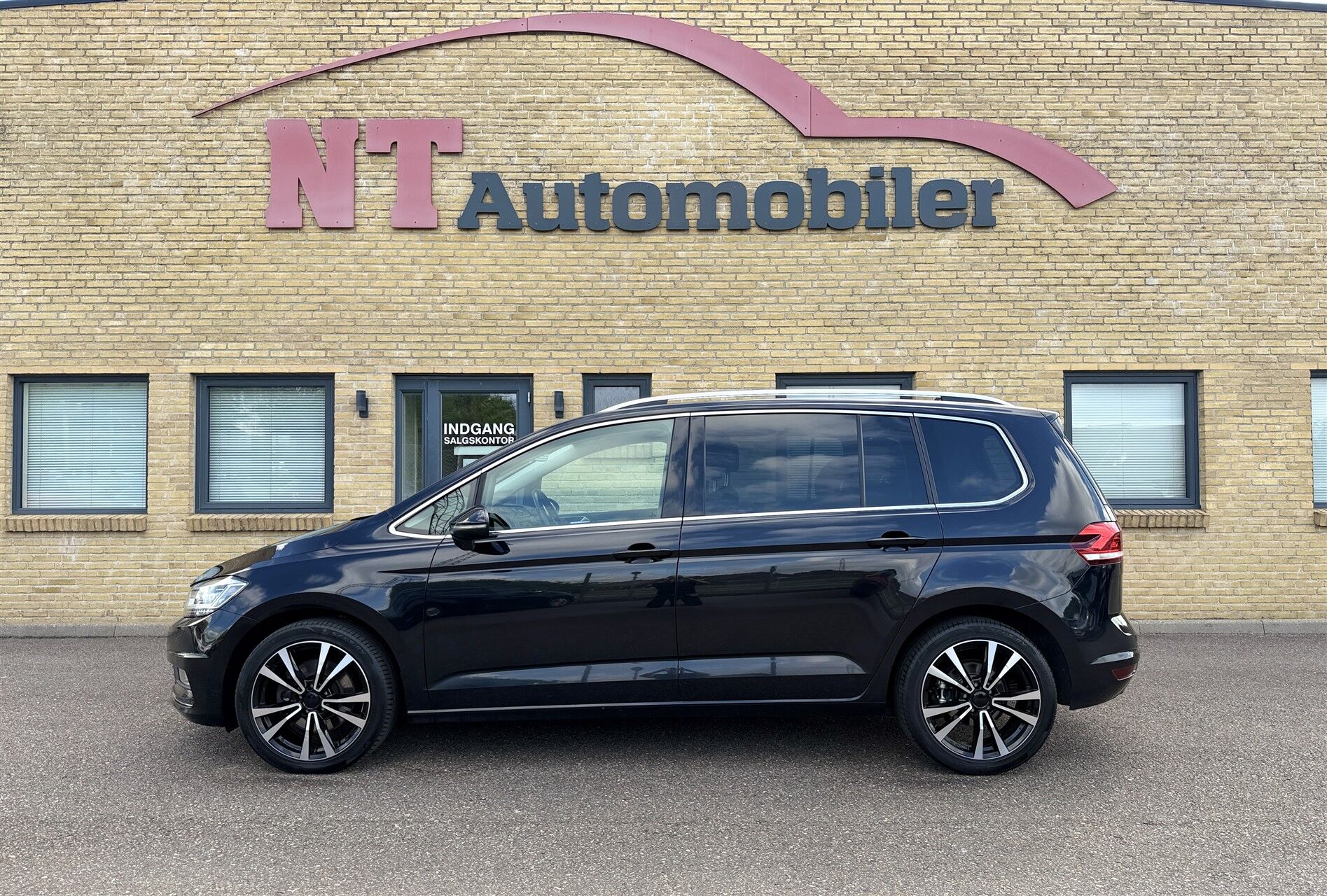 Billede af VW Touran 2,0 TDI BMT SCR Highline DSG 150HK 6g Aut.