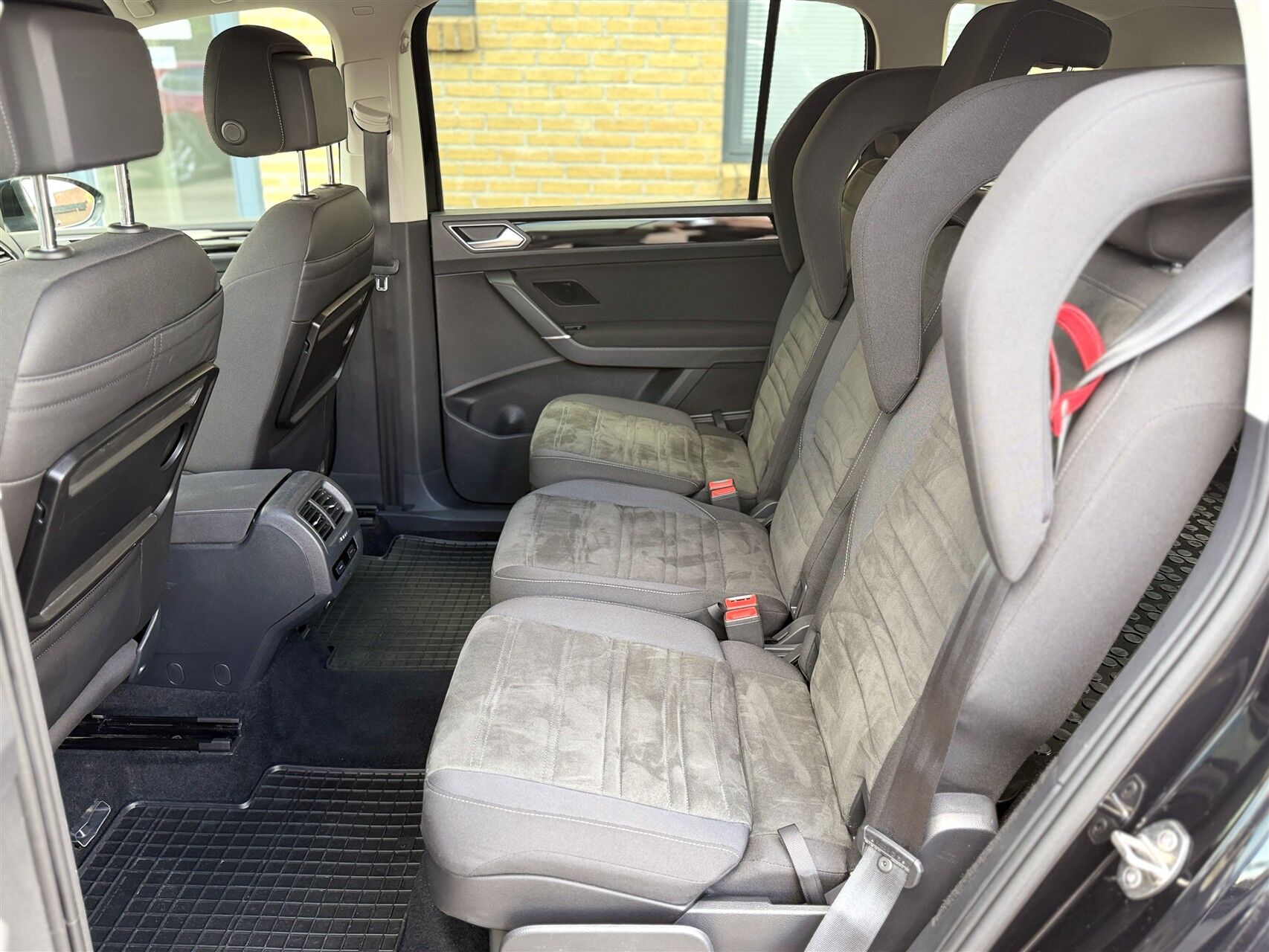 Billede af VW Touran 2,0 TDI BMT SCR Highline DSG 150HK 6g Aut.