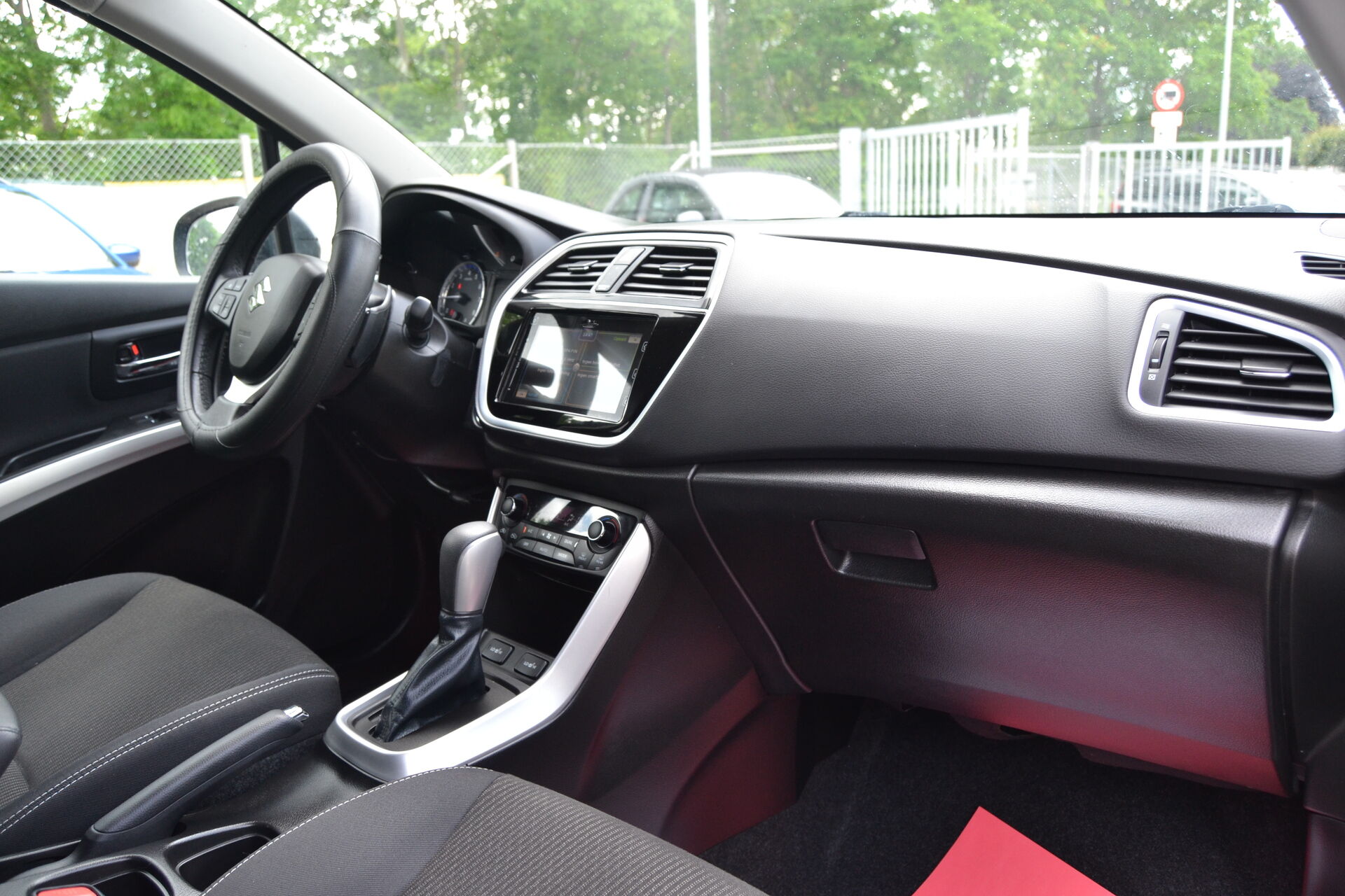 Billede af Suzuki S-Cross 1,0 Boosterjet Active 112HK 5d 6g Aut.