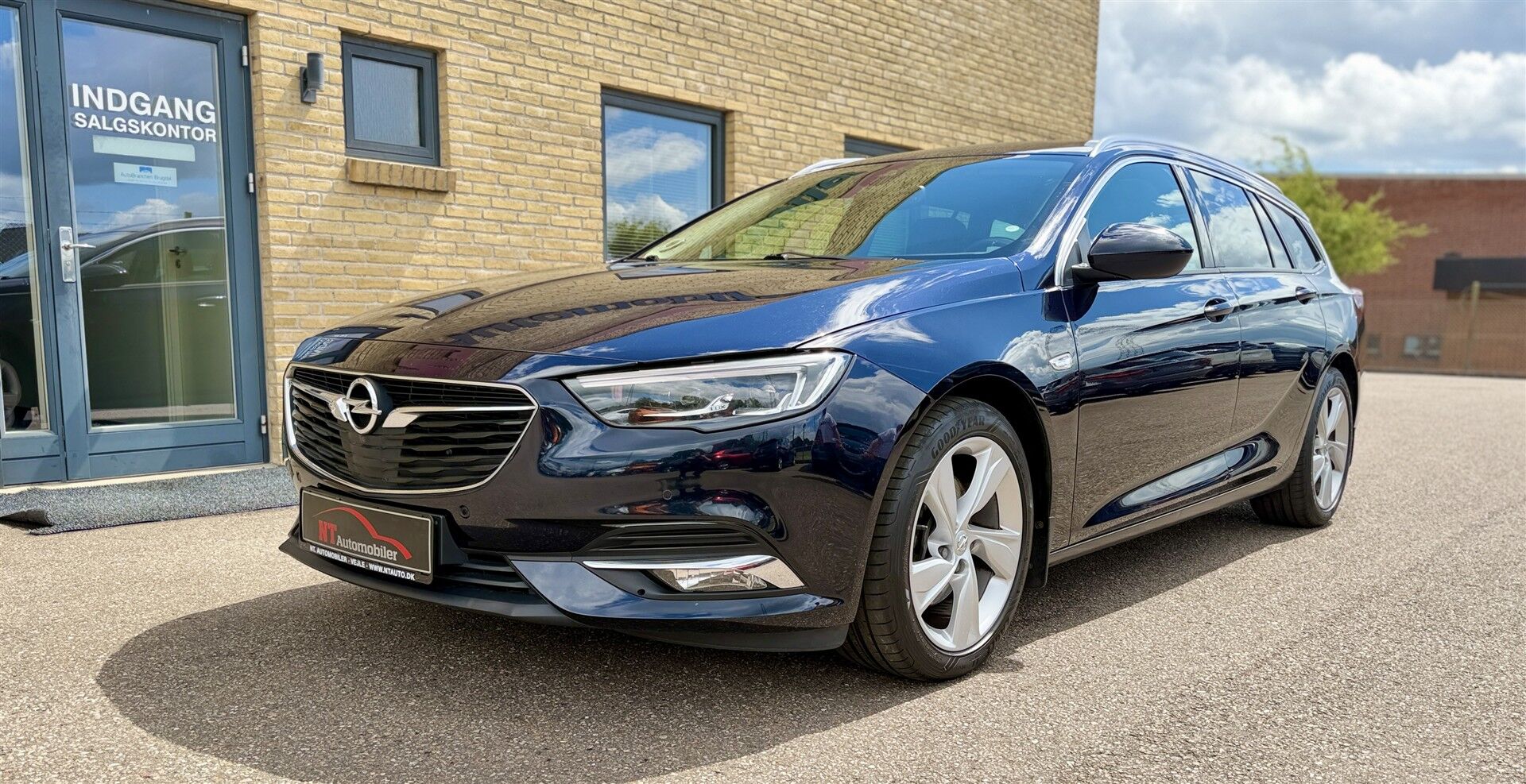 Billede af Opel Insignia Sports Tourer 1,5 Turbo Dynamic Start/Stop 165HK Stc 6g Aut.