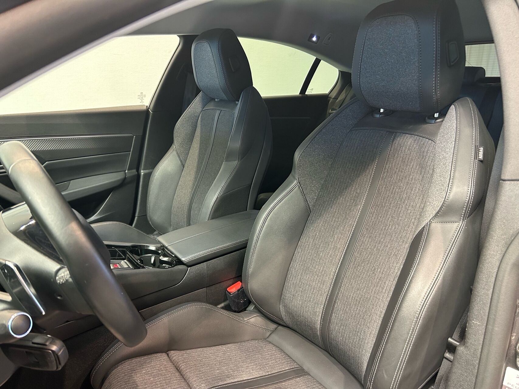 Billede af Peugeot 508 1,6 PureTech  Plugin-hybrid Allure Pack EAT8 start/stop 225HK 8g Aut.
