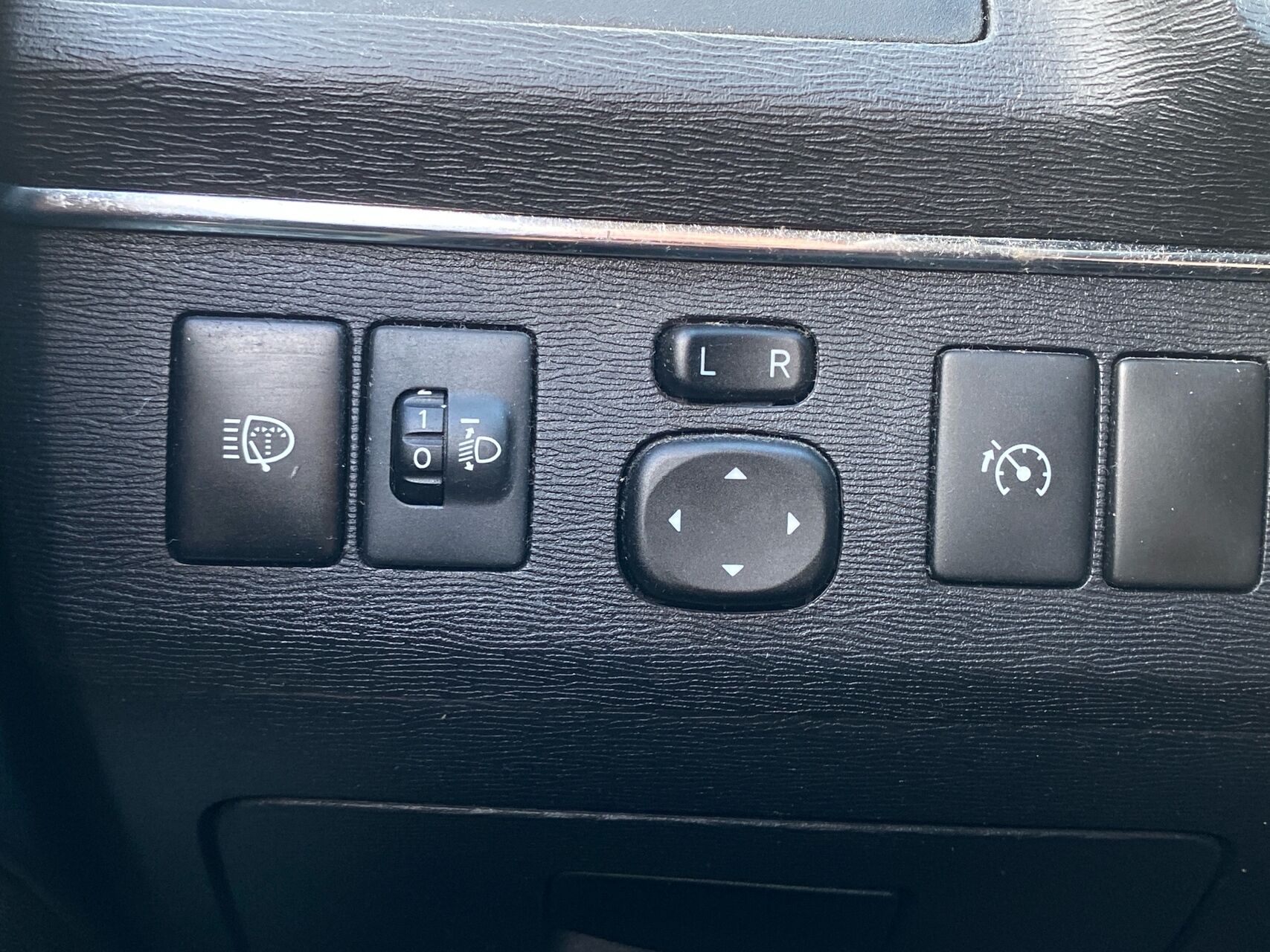 Billede af Toyota Avensis 1,8 VVT-I T1 147HK Stc 6g