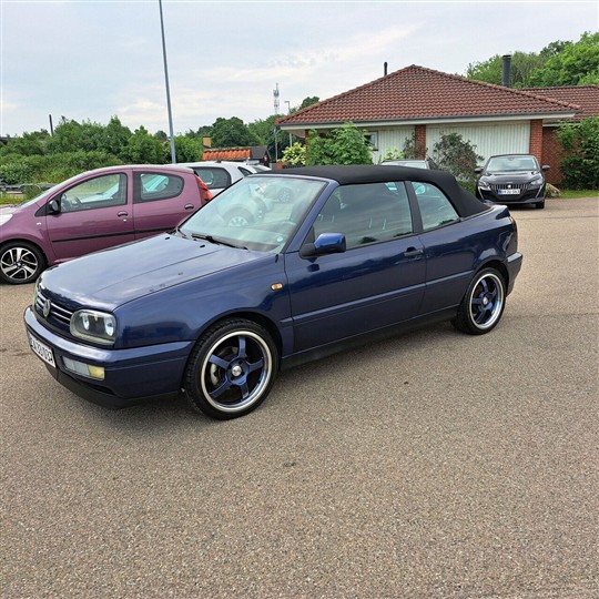 VW Golf 1,8 90HK Cabr. Aut.
