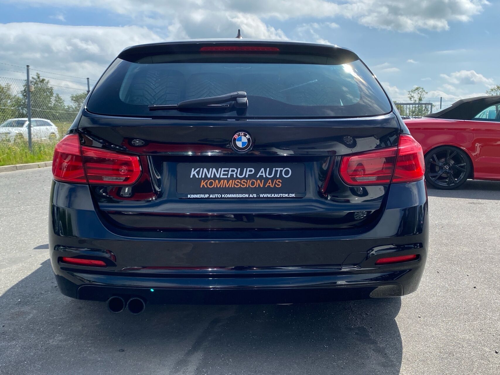 Billede af BMW 320d Touring 2,0 D Advantage Steptronic 190HK Stc 6g Aut.