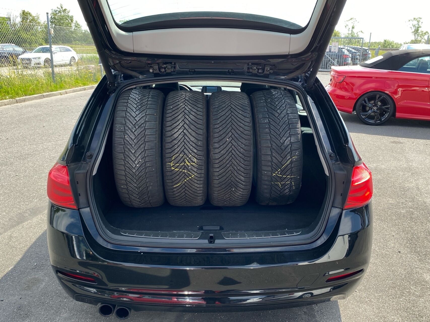 Billede af BMW 320d Touring 2,0 D Advantage Steptronic 190HK Stc 6g Aut.