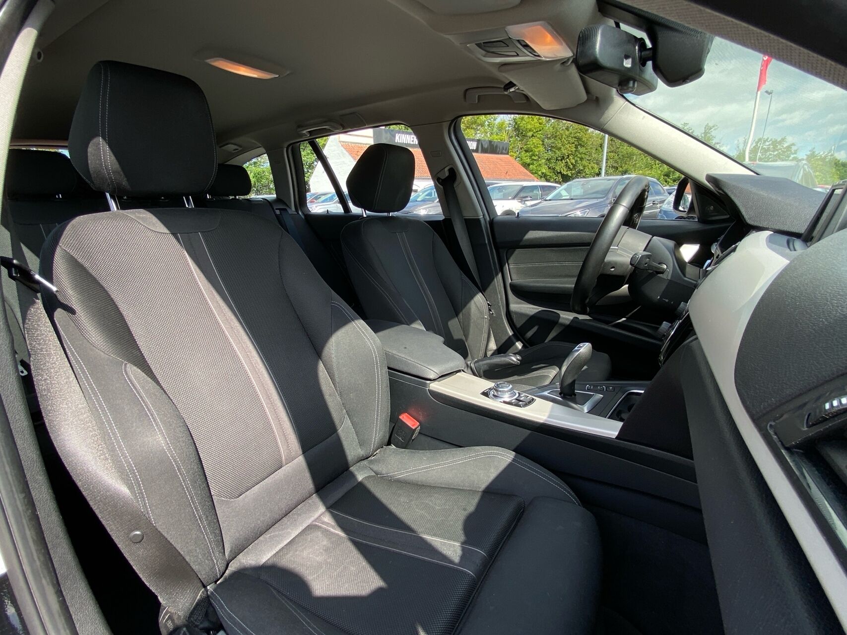 Billede af BMW 320d Touring 2,0 D Advantage Steptronic 190HK Stc 6g Aut.
