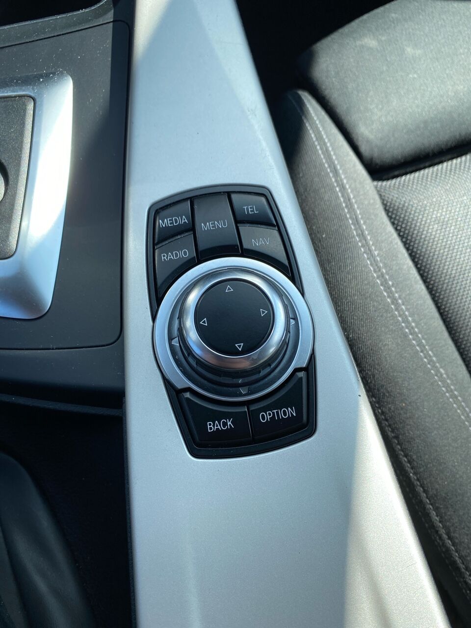 Billede af BMW 320d Touring 2,0 D Advantage Steptronic 190HK Stc 6g Aut.