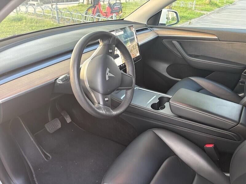 Billede af Tesla Model Y EL Long Range AWD 514HK 5d Aut.