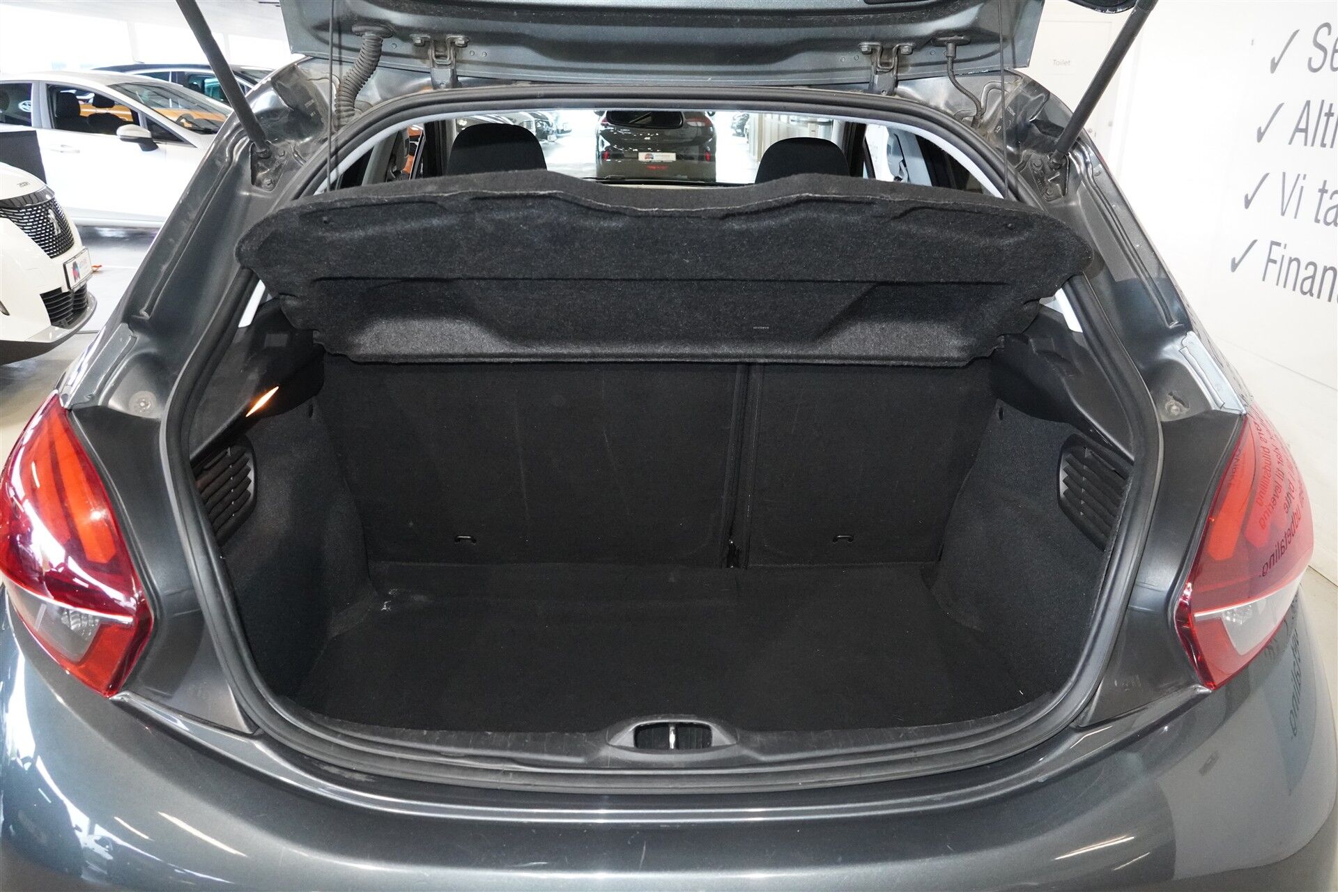 Billede af Peugeot 208 1,6 BlueHDi Chili Plus 100HK 5d