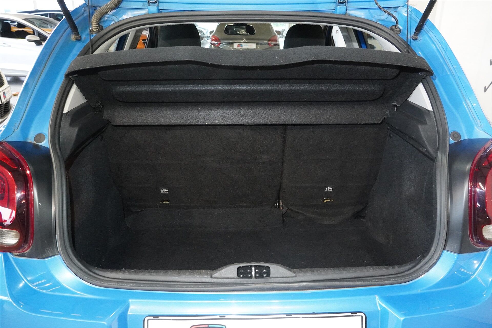 Billede af Citroën C3 1,2 PureTech Iconic Limited start/stop 82HK 5d