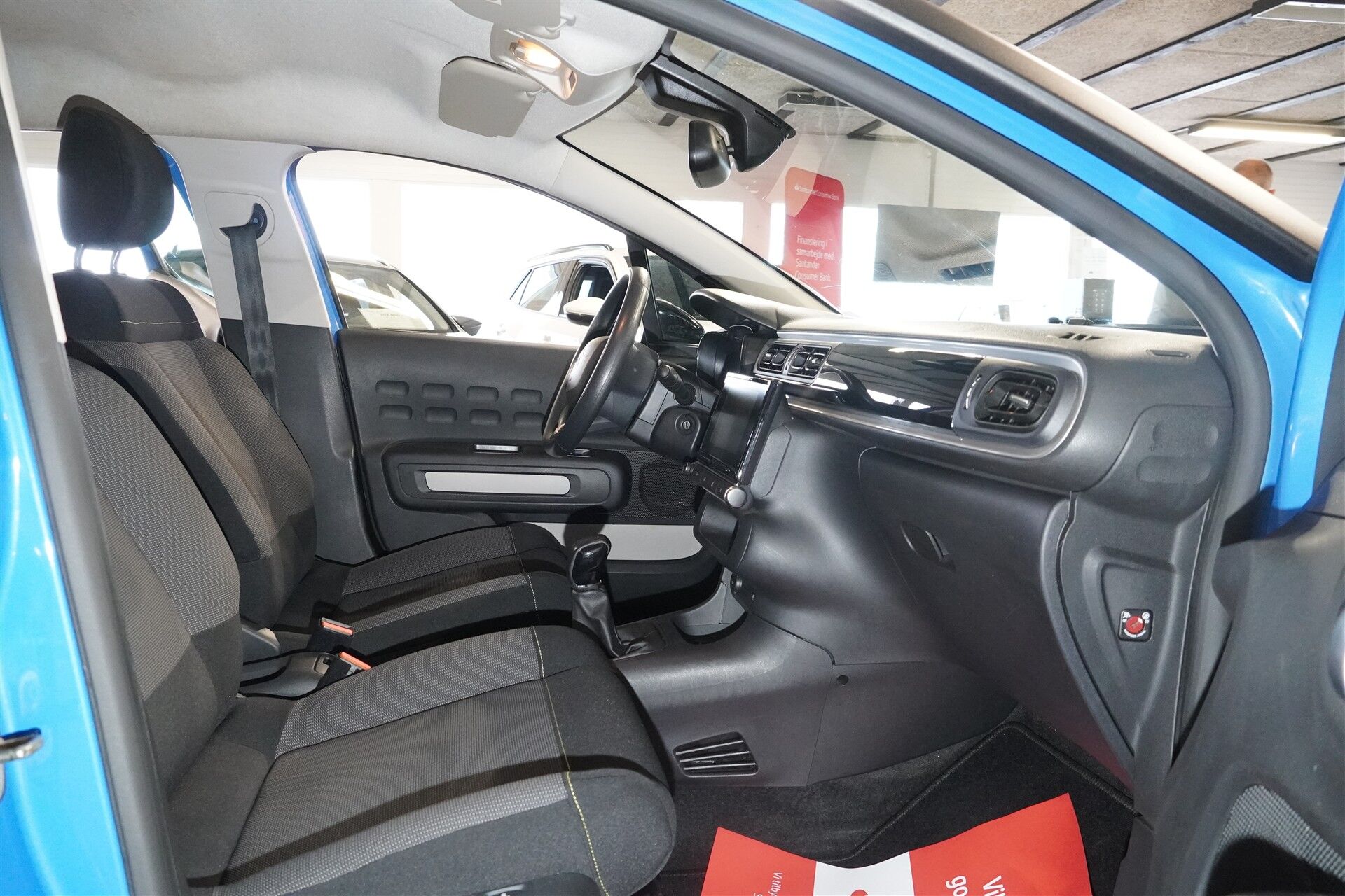 Billede af Citroën C3 1,2 PureTech Iconic Limited start/stop 82HK 5d