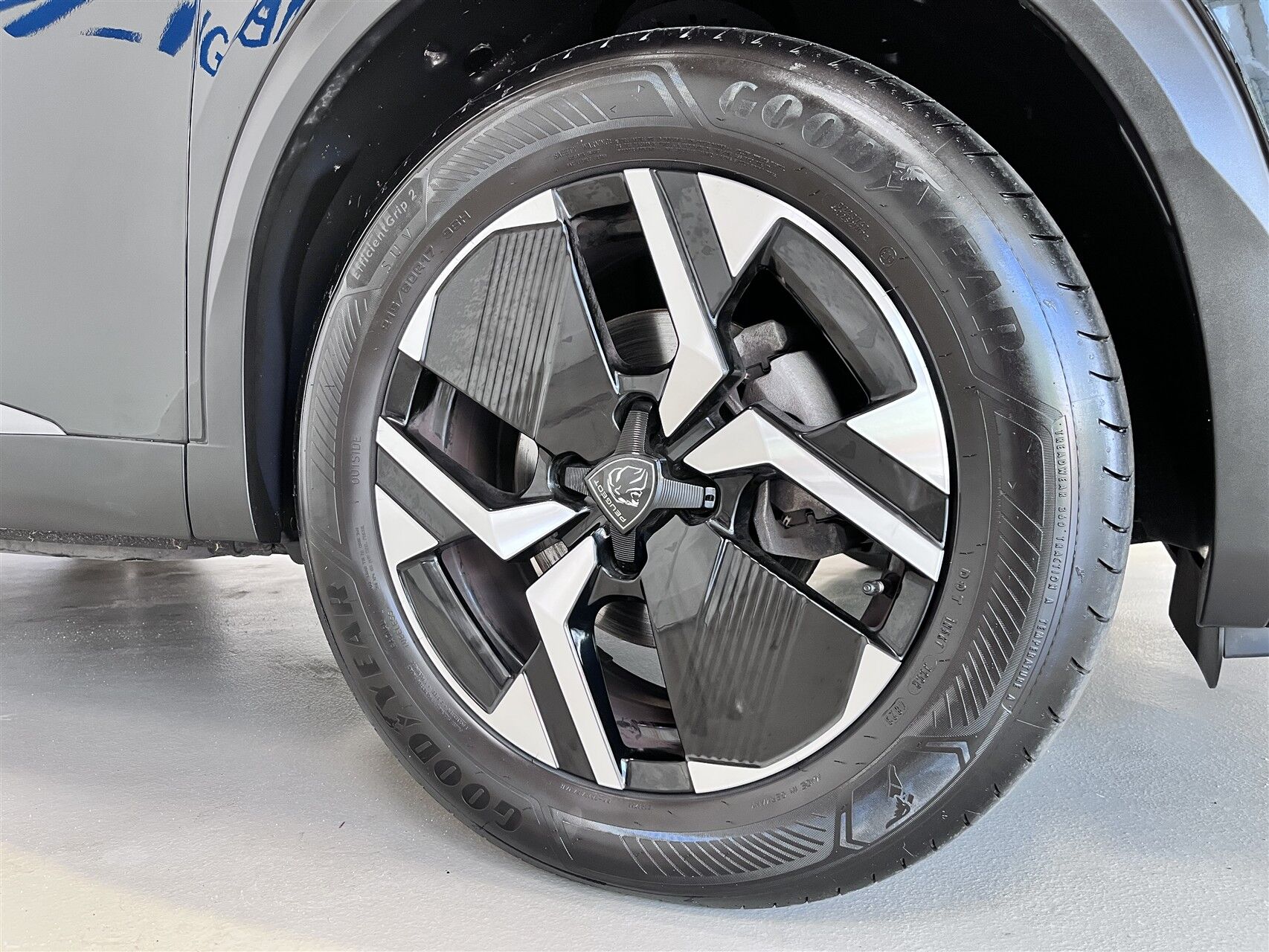 Billede af Peugeot 2008 1,2 PureTech Allure EAT8 130HK 5d 8g Aut.