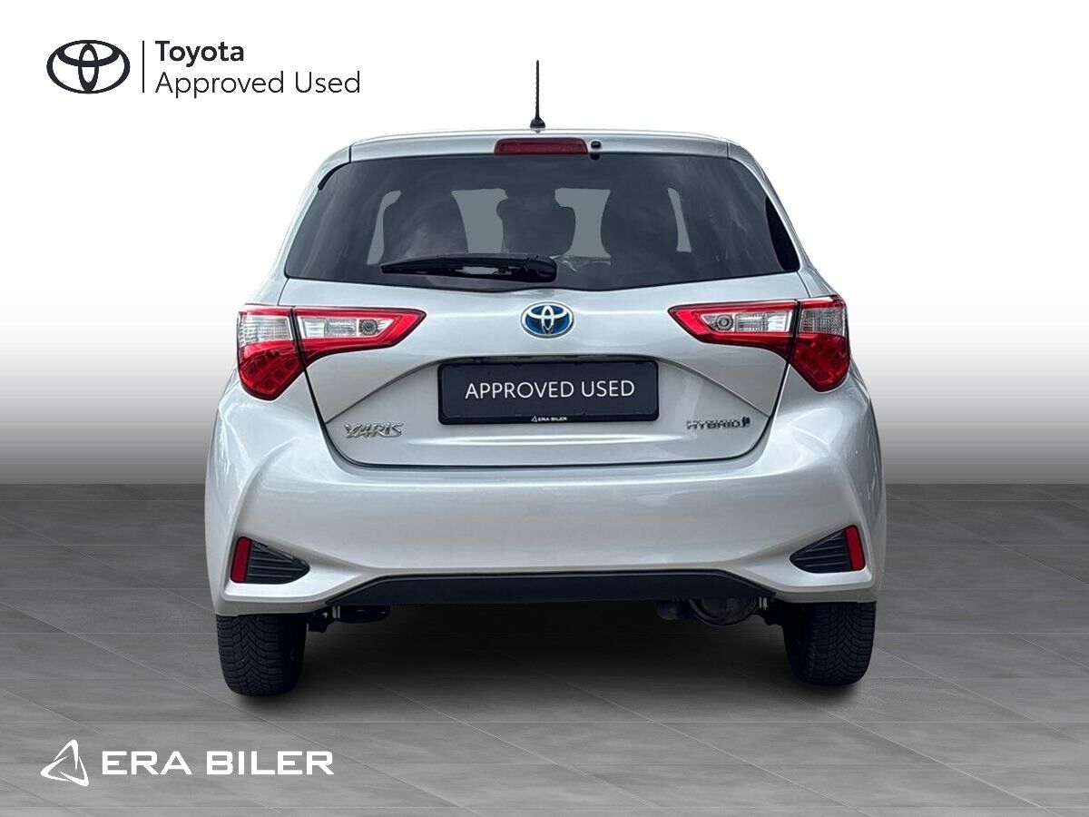 Billede af Toyota Yaris 1,5 Hybrid H3 Smartpakke E-CVT 100HK 5d Trinl. Gear