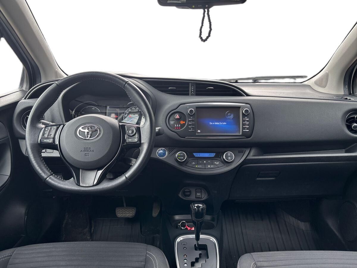 Billede af Toyota Yaris 1,5 Hybrid H3 Smartpakke E-CVT 100HK 5d Trinl. Gear