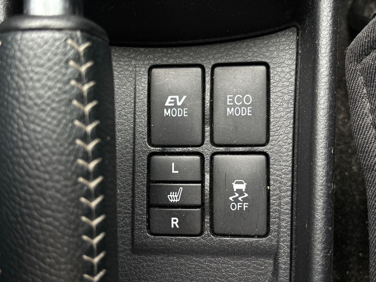Billede af Toyota Yaris 1,5 Hybrid H3 Smartpakke E-CVT 100HK 5d Trinl. Gear