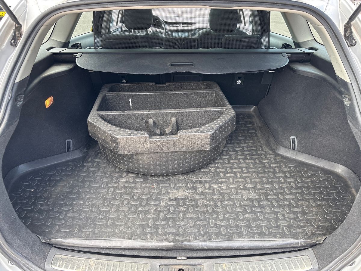 Billede af Toyota Avensis Touring Sports 1,8 VVT-I T2 Premium Multidrive S 147HK Stc 6g Aut.