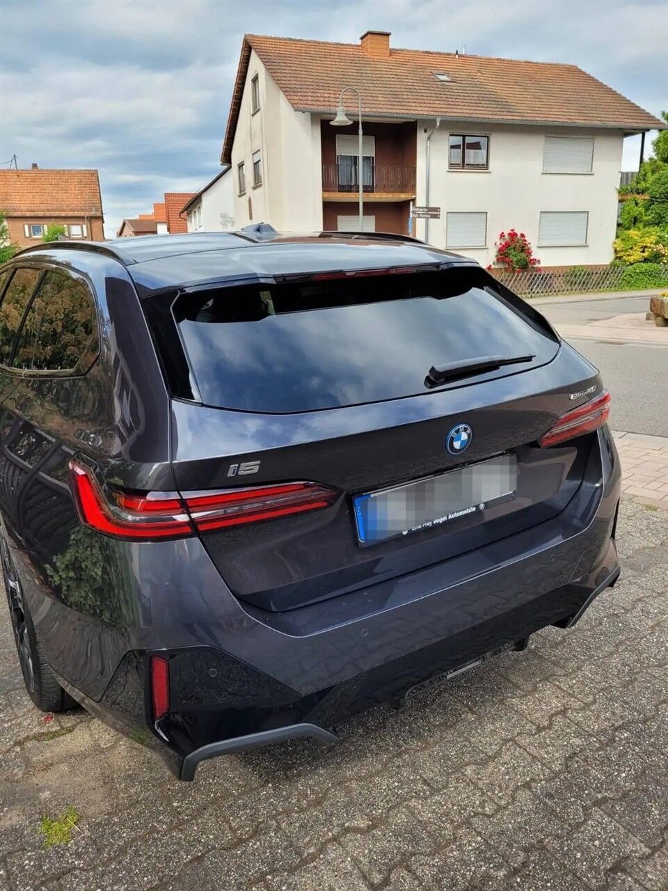 Billede af BMW i5 eDrive40 Touring Supercharged 340HK Stc Aut.