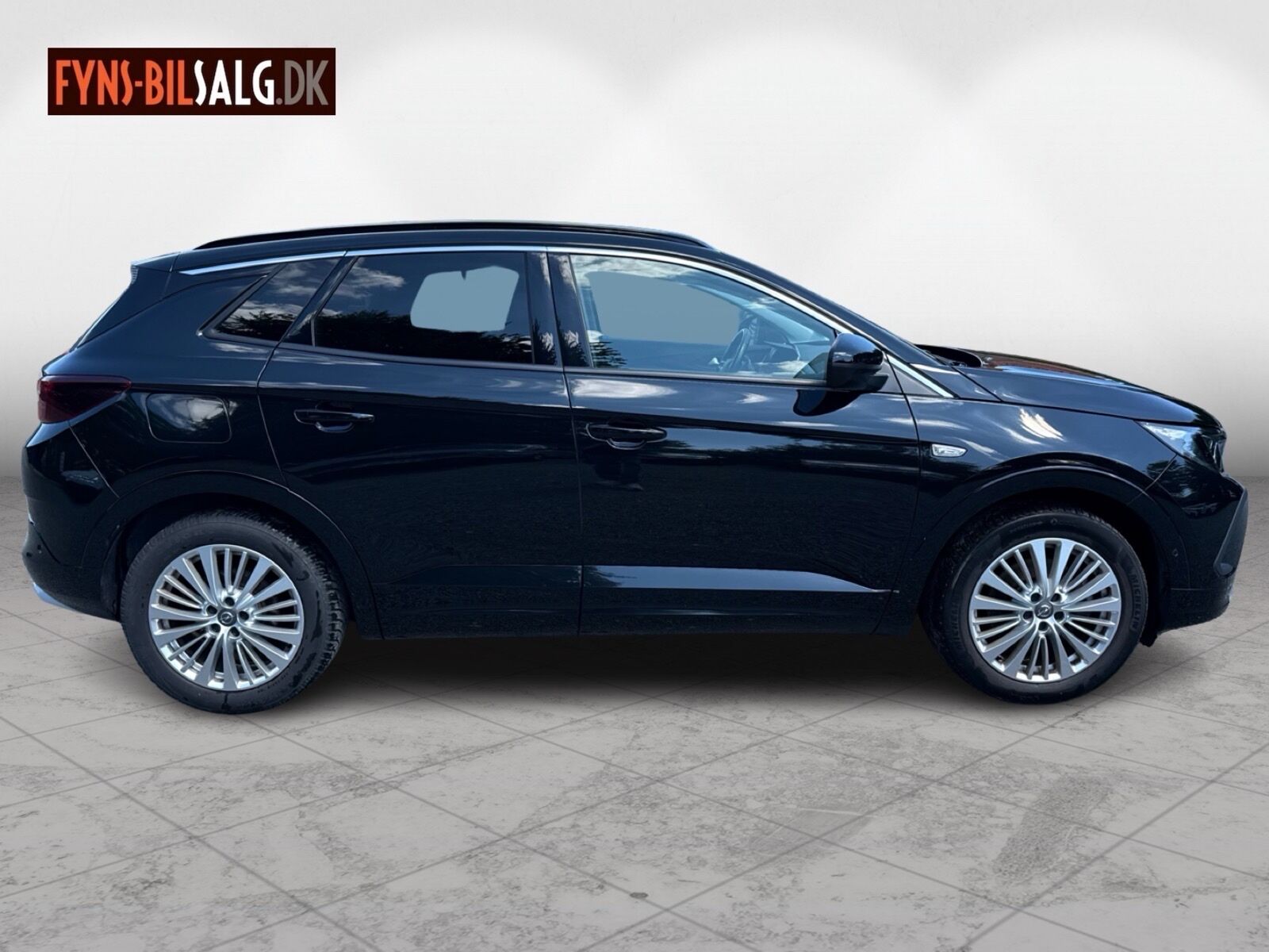 Billede af Opel Grandland 1,6 PHEV  Plugin-hybrid Ultimate EAT8 225HK 5d 8g Aut.