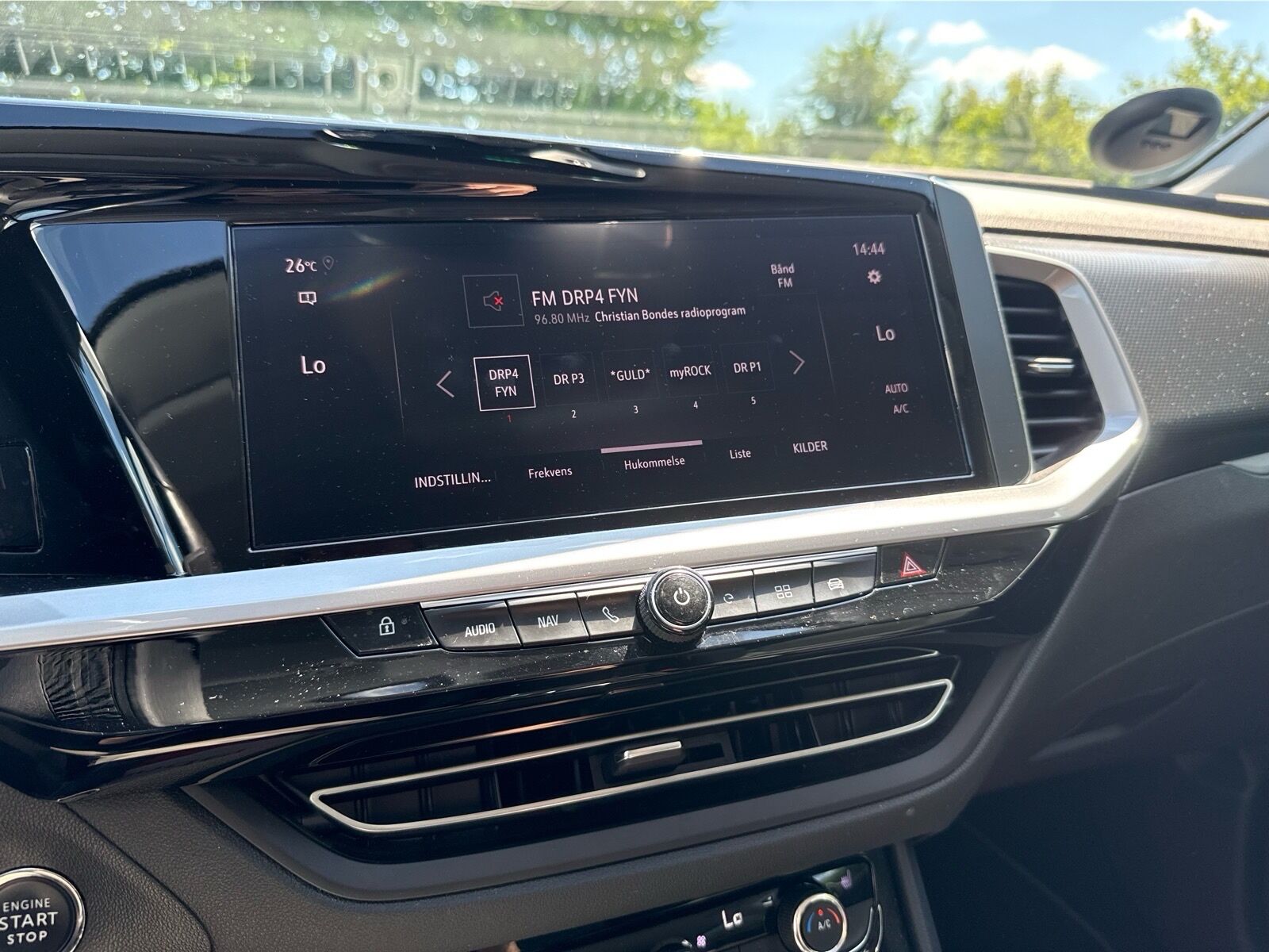 Billede af Opel Grandland 1,6 PHEV  Plugin-hybrid Ultimate EAT8 225HK 5d 8g Aut.