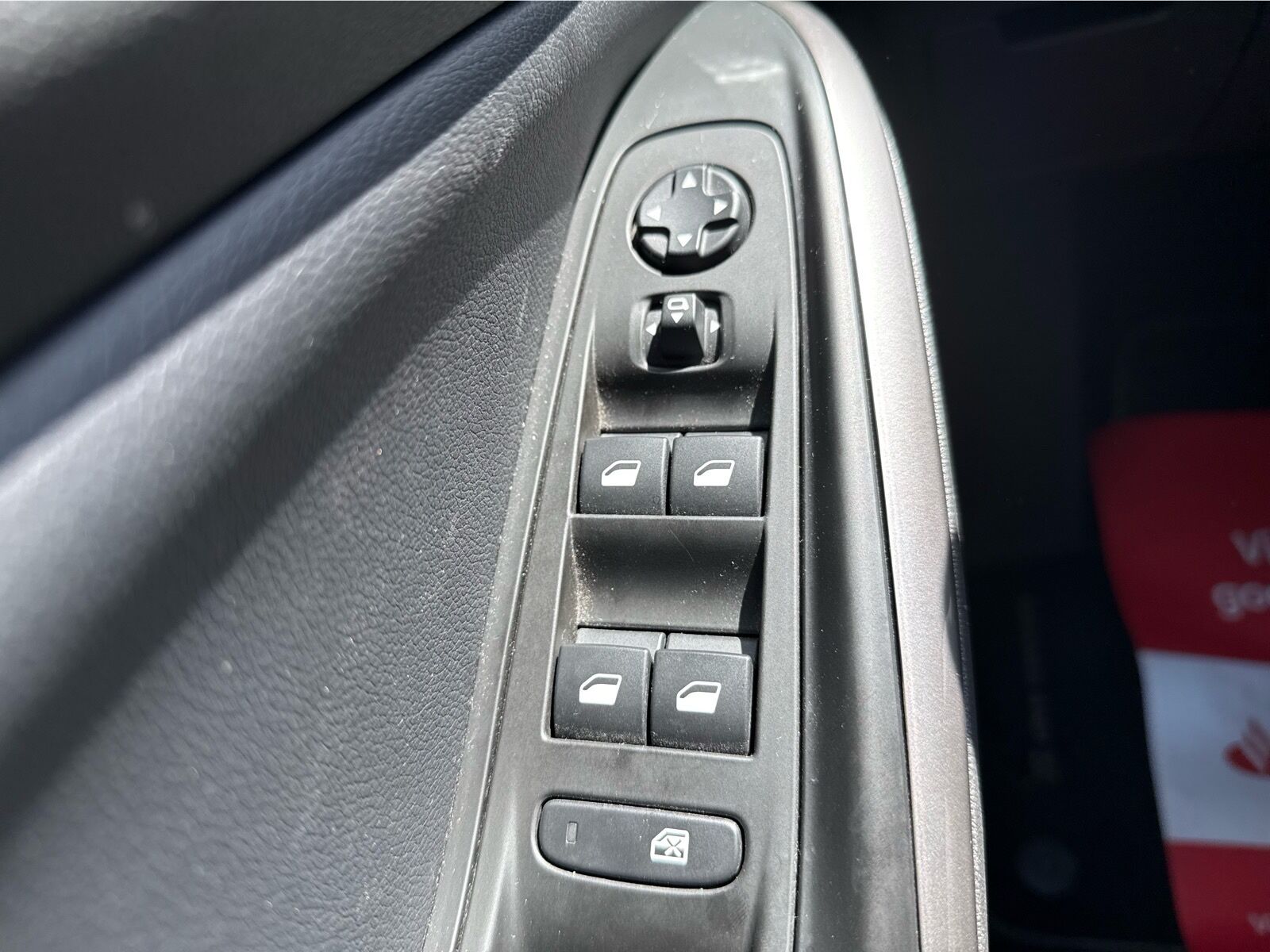 Billede af Opel Grandland 1,6 PHEV  Plugin-hybrid Ultimate EAT8 225HK 5d 8g Aut.