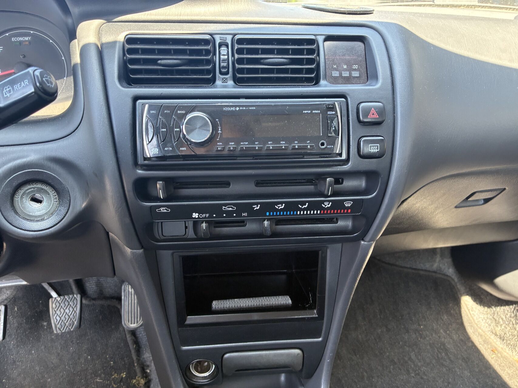 Billede af Toyota Corolla 1,3 XLi 88HK 3d