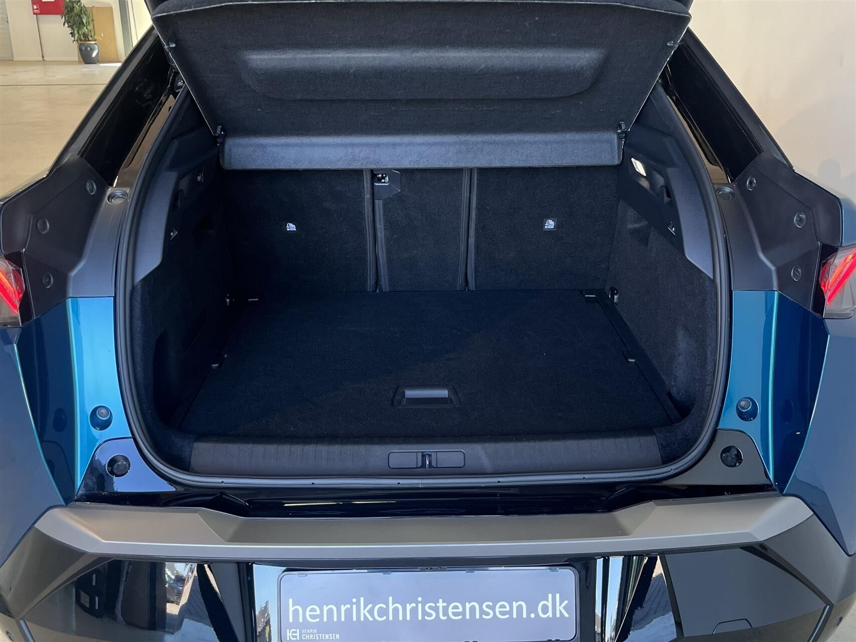 Billede af Peugeot e-3008 EL GT Pack 210HK 5d Aut.