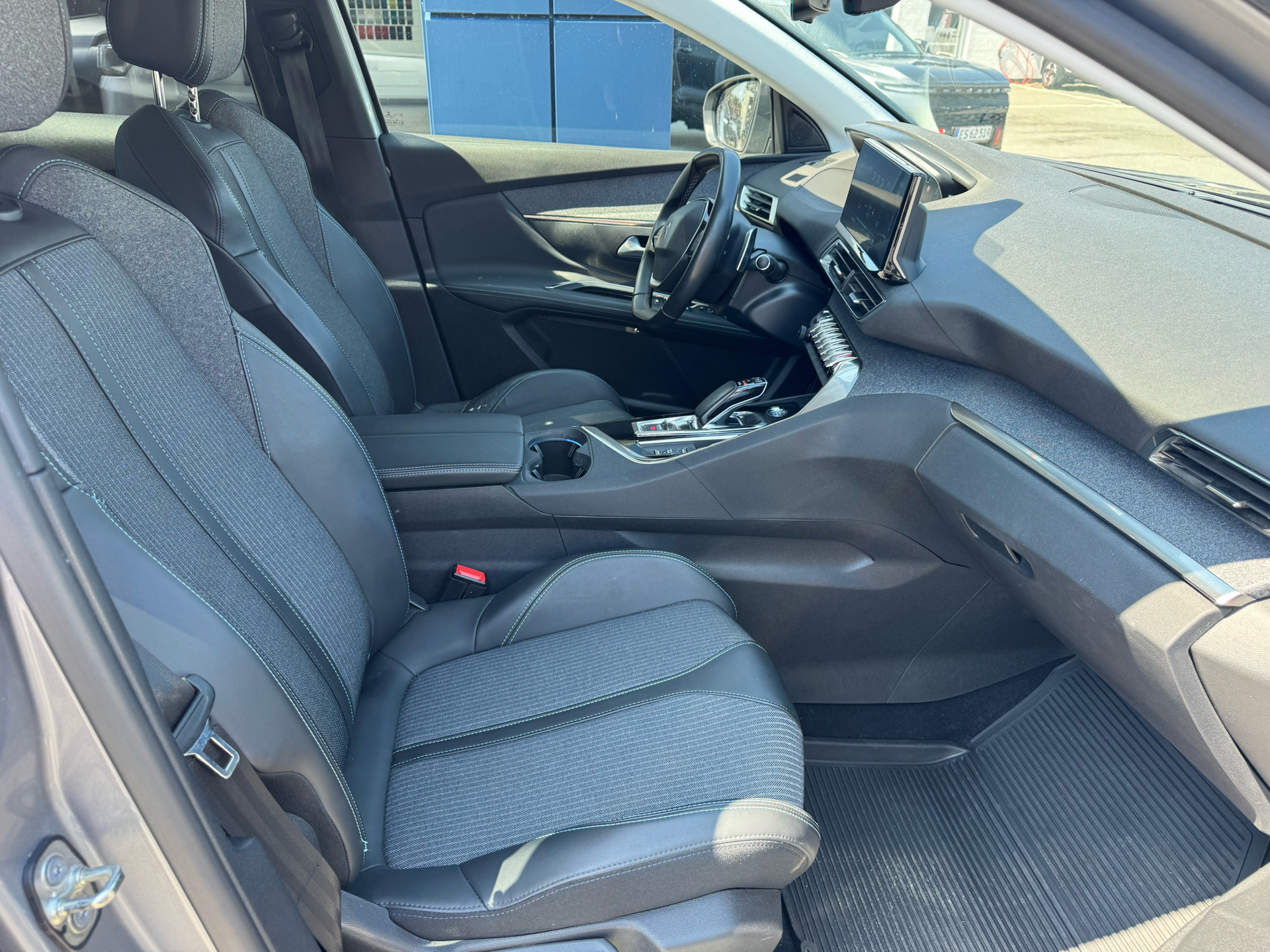 Billede af Peugeot 3008 1,6 PureTech  Plugin-hybrid Allure Pack EAT8 225HK 5d 8g Aut.