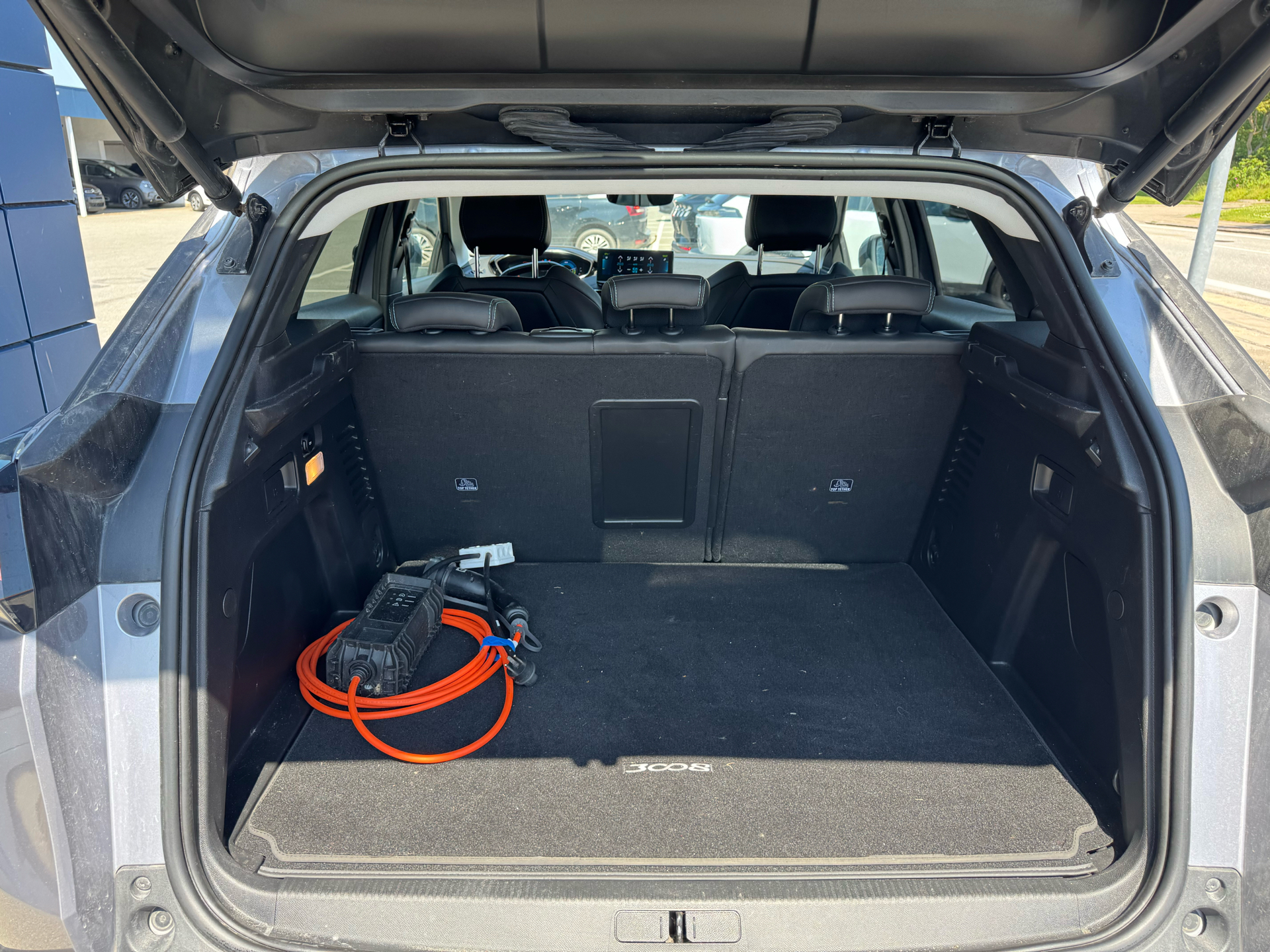 Billede af Peugeot 3008 1,6 PureTech  Plugin-hybrid Allure Pack EAT8 225HK 5d 8g Aut.