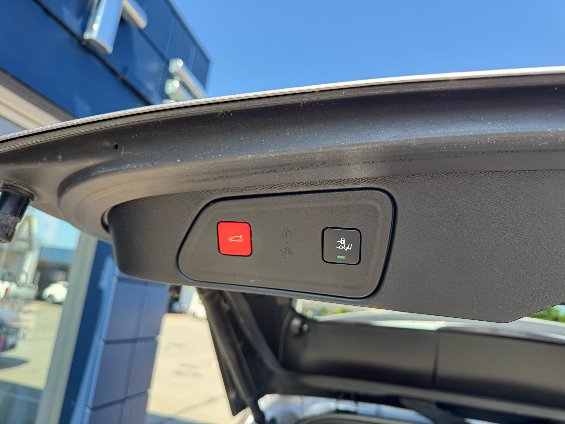 Billede af Peugeot 3008 1,6 PureTech  Plugin-hybrid Allure Pack EAT8 225HK 5d 8g Aut.