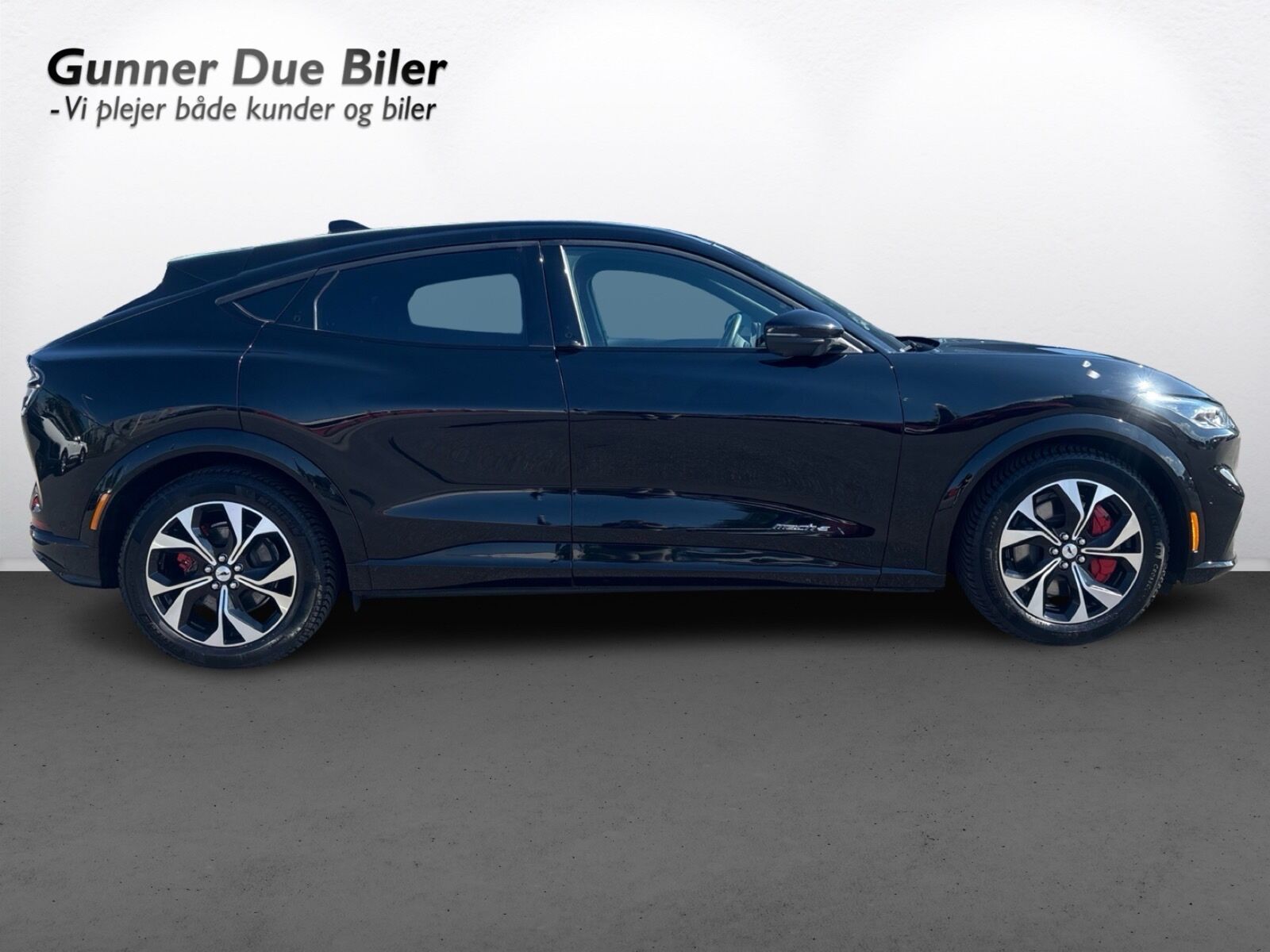 Billede af Ford Mustang Mach-E EL UR Premium 294HK 5d Aut.