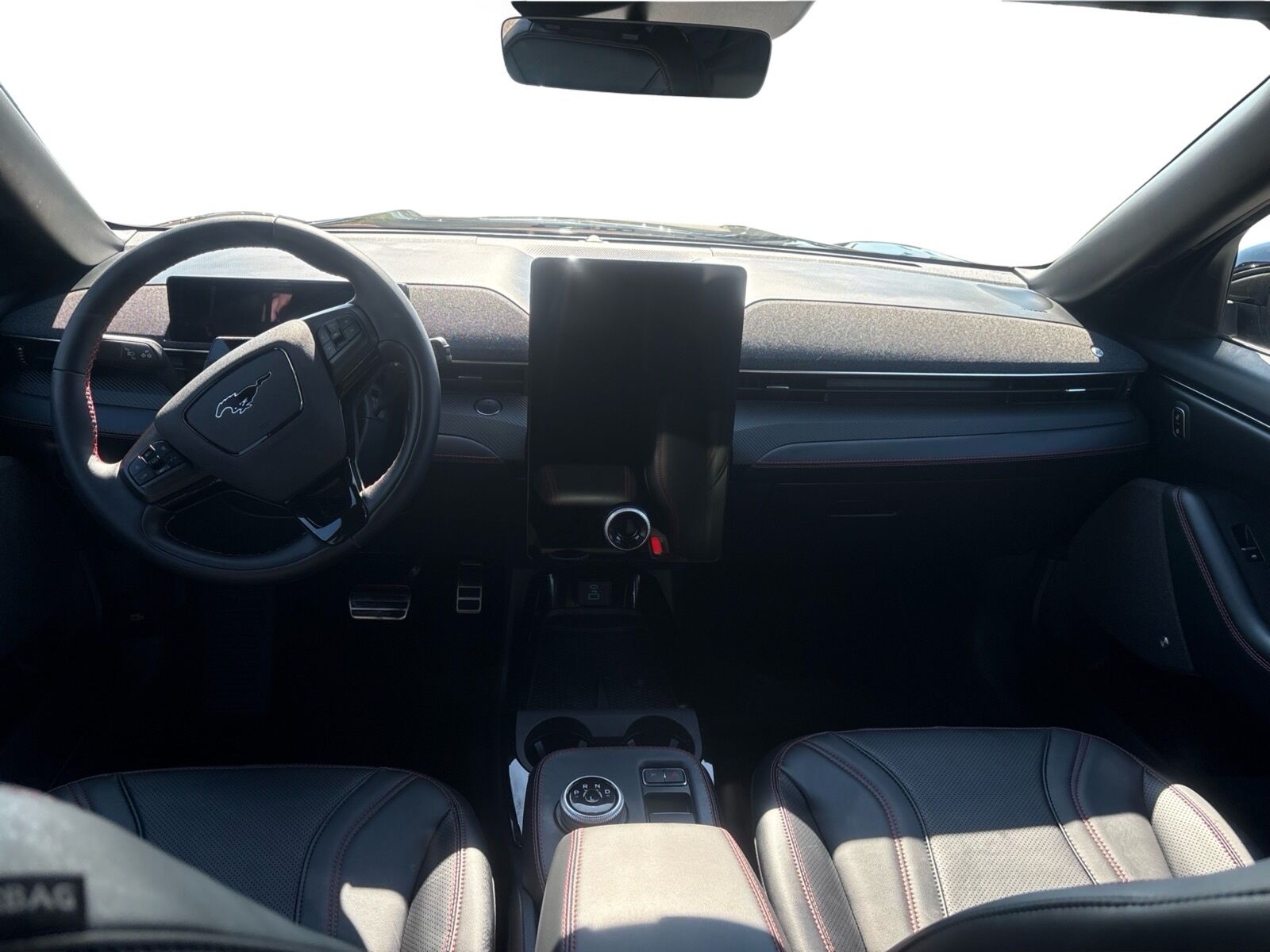 Billede af Ford Mustang Mach-E EL UR Premium 294HK 5d Aut.